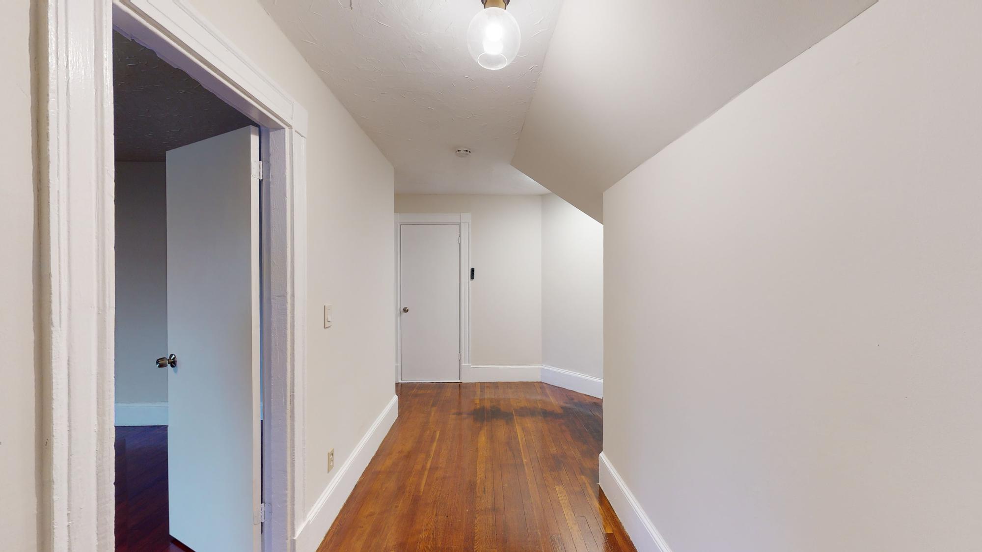 274 Seaver St, Roxbury