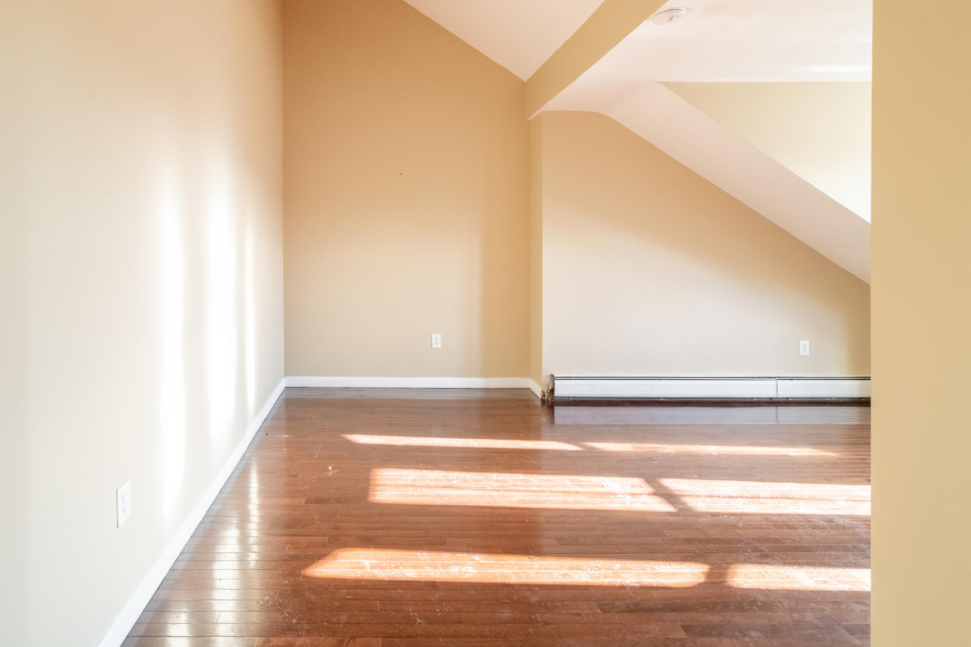 670 Massachusetts Ave, South End