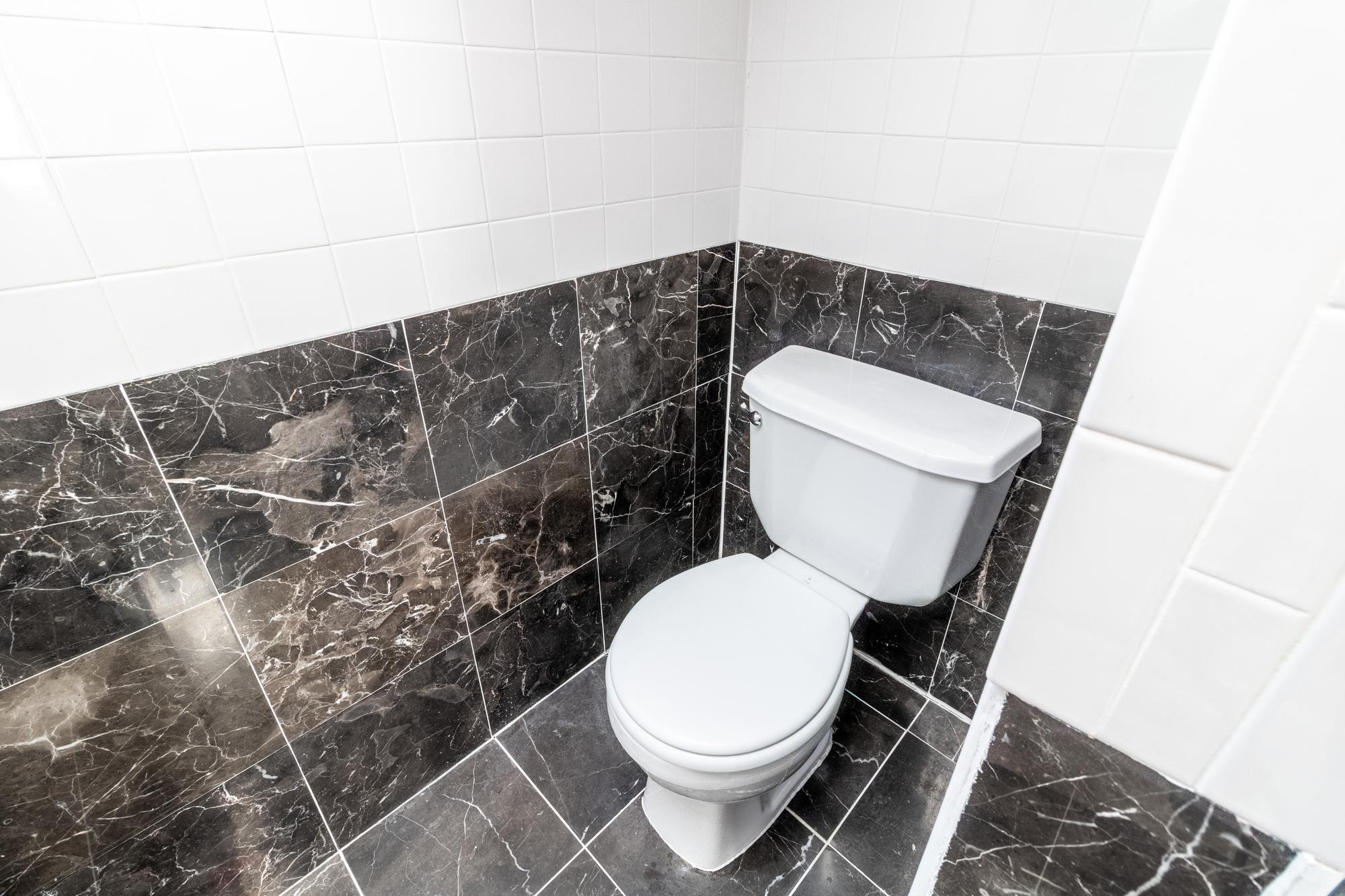 670 Massachusetts Ave, South End