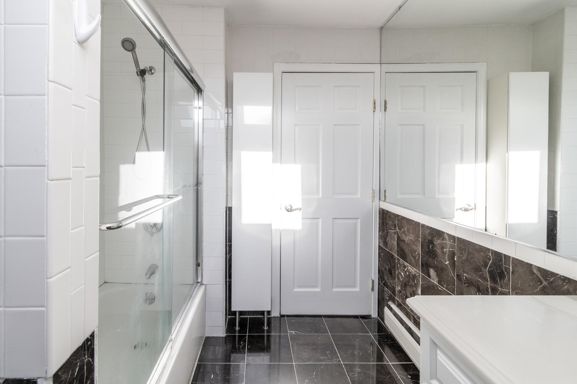 670 Massachusetts Ave, South End