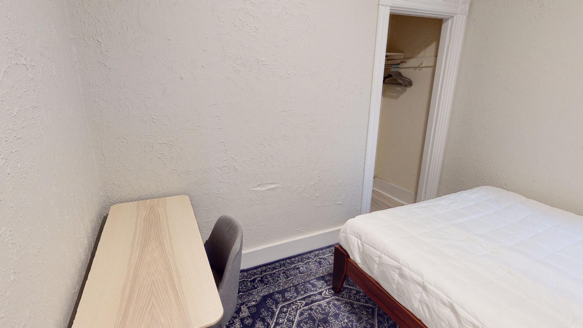 5 Linden St, Allston