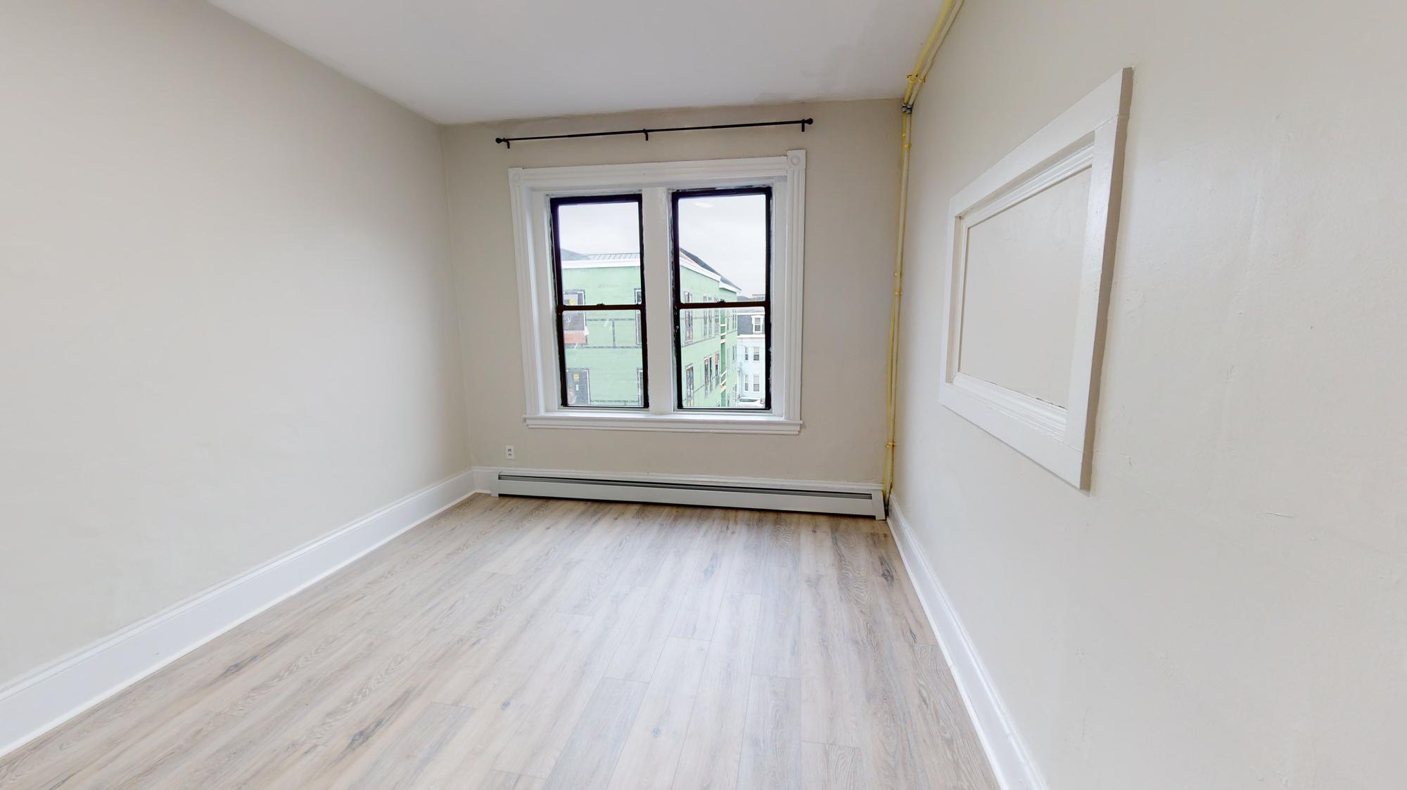 5 Linden St, Allston