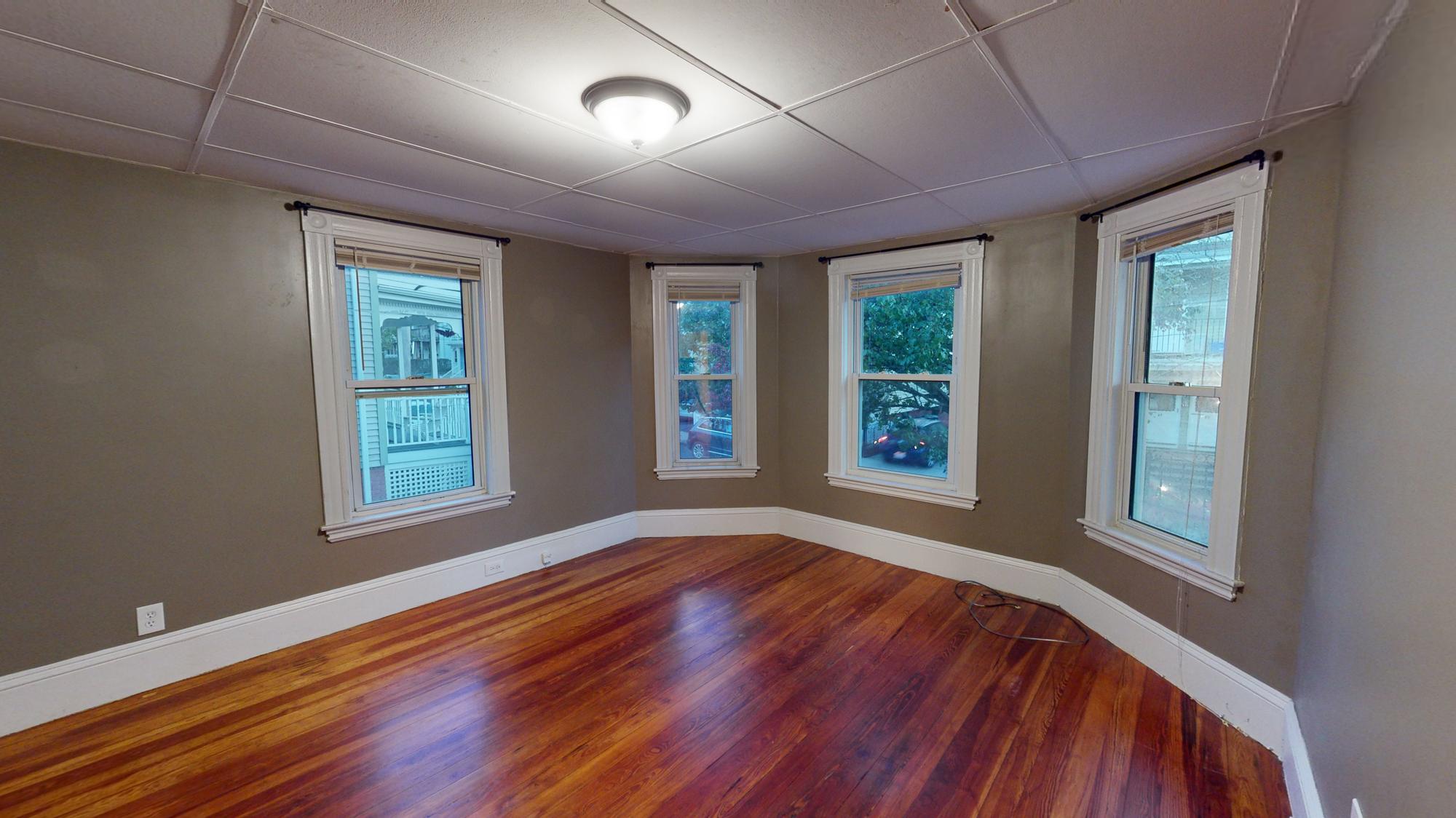 26 Charnwood Rd, Porter Square