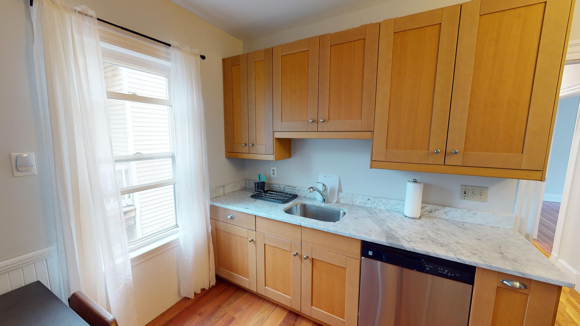 26 Taft St, South Boston