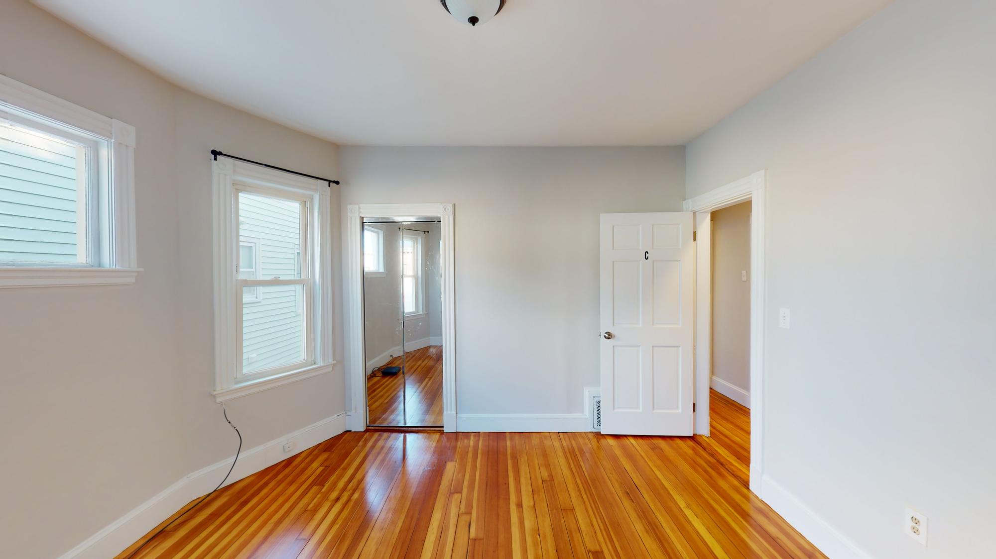 26 Taft St, South Boston