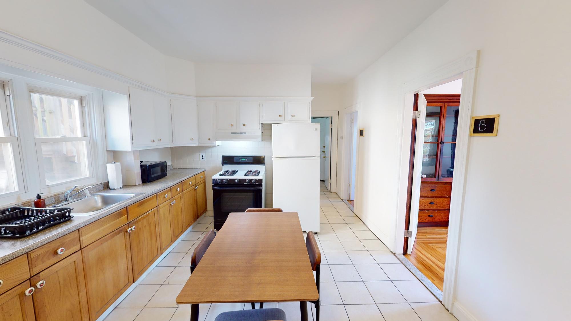 61 Glenwood Rd, Winter Hill