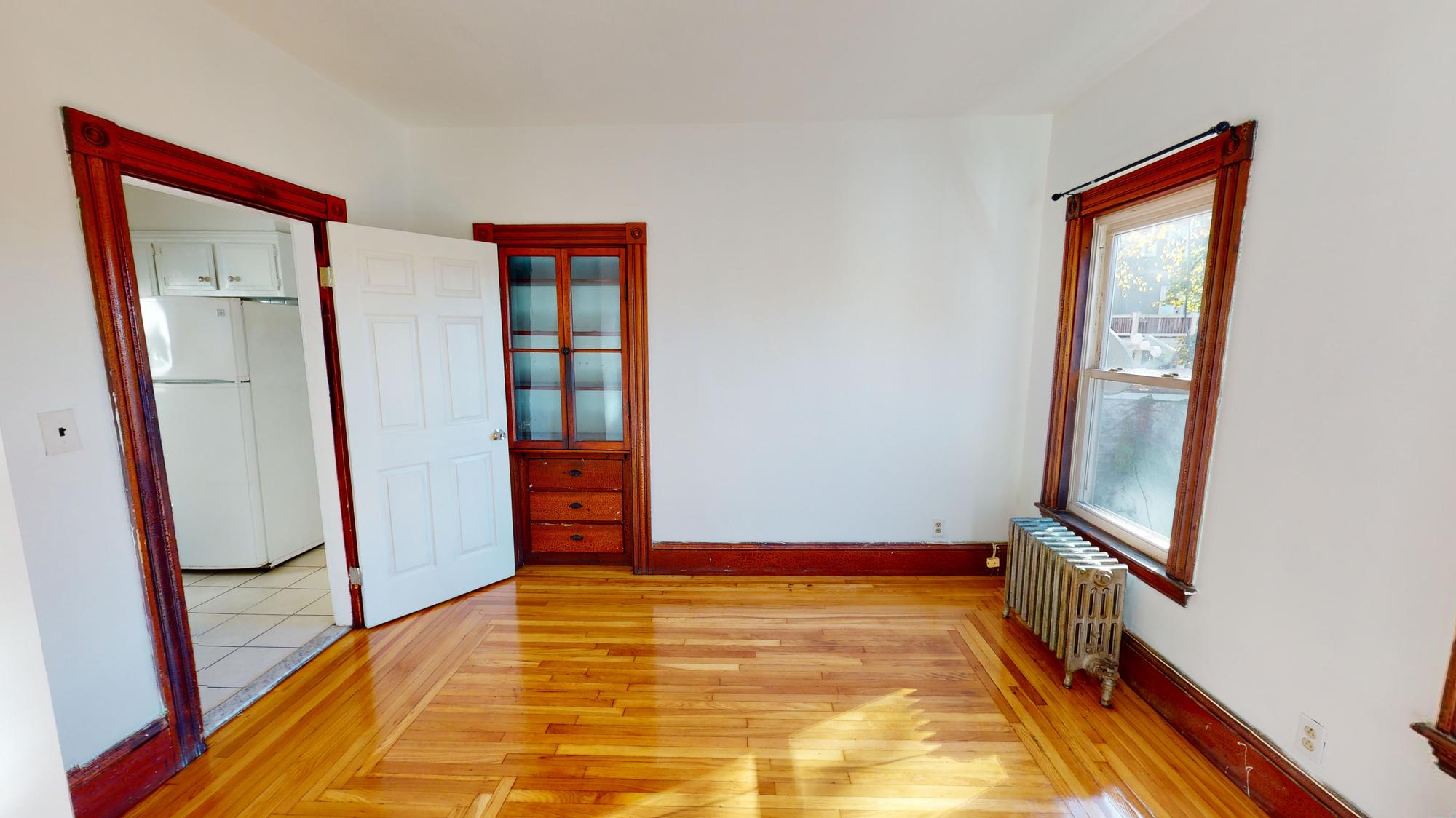 61 Glenwood Rd, Winter Hill