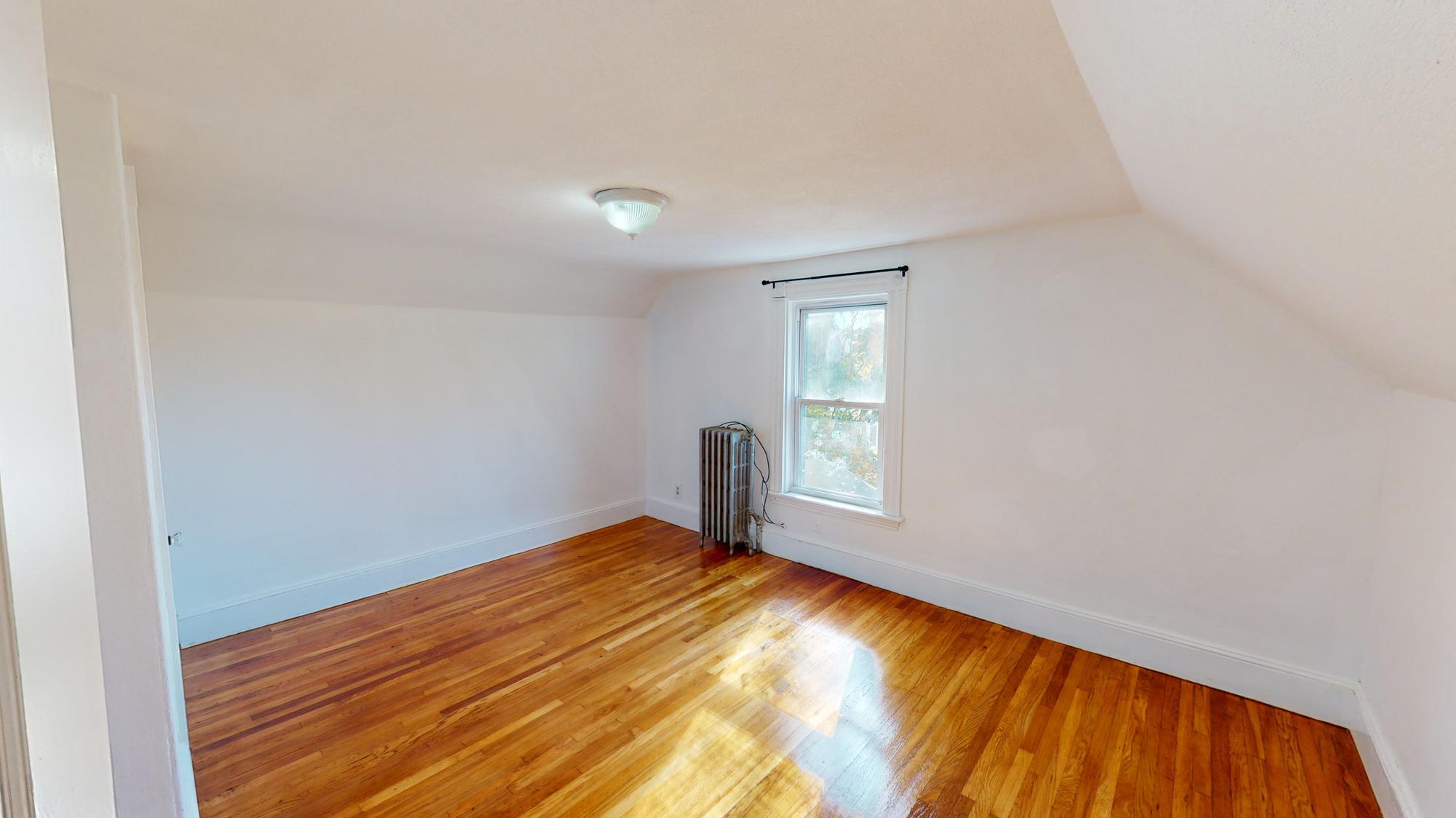 61 Glenwood Rd, Winter Hill