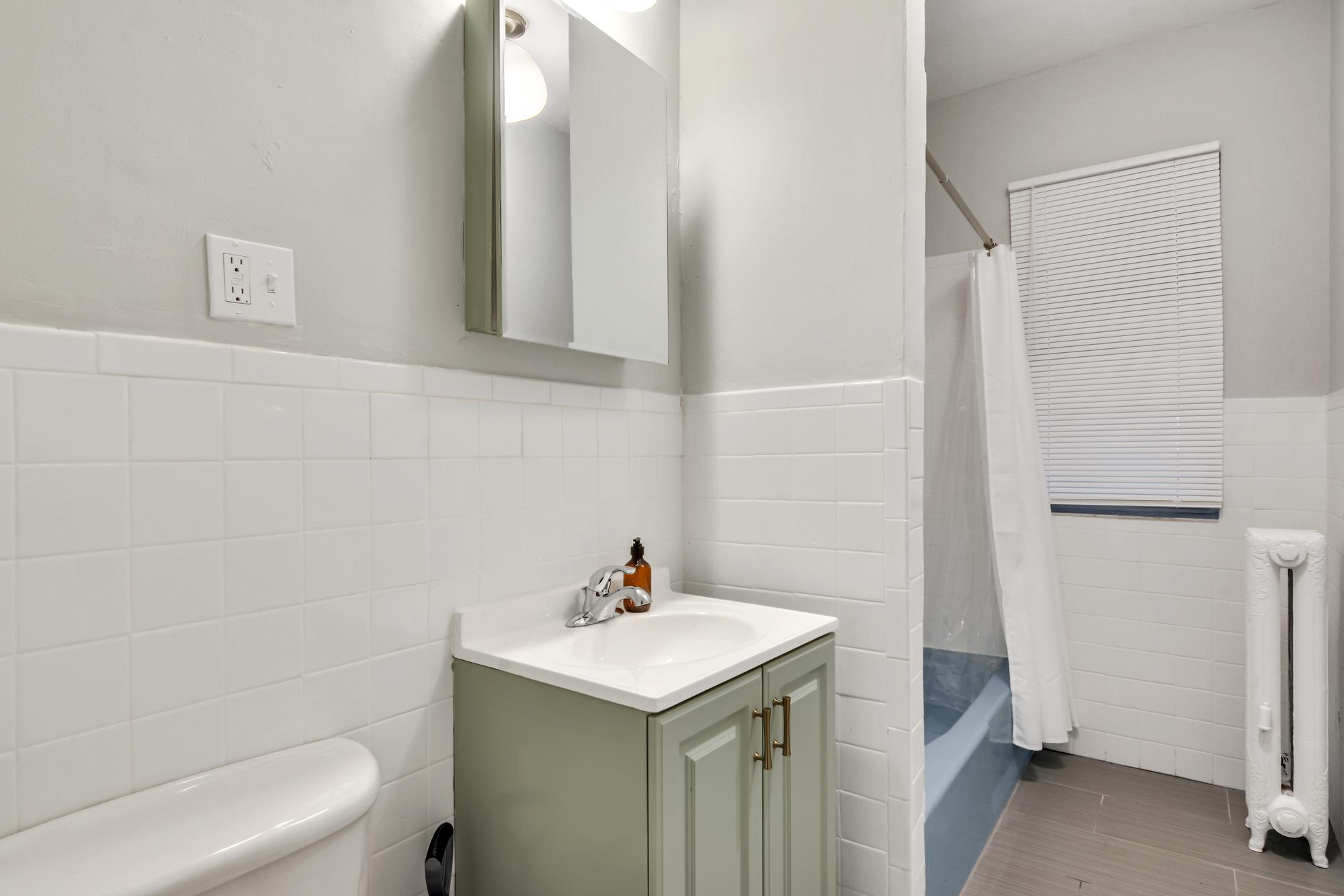 1905 Beacon St, Chestnut Hill