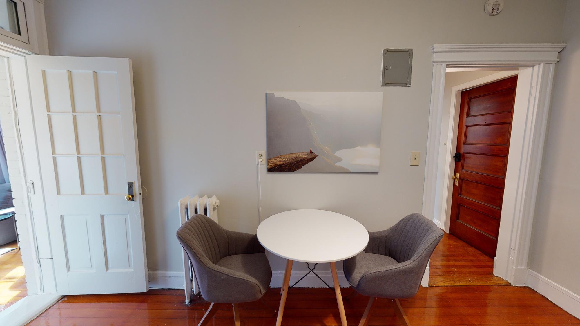 1905 Beacon St, Chestnut Hill