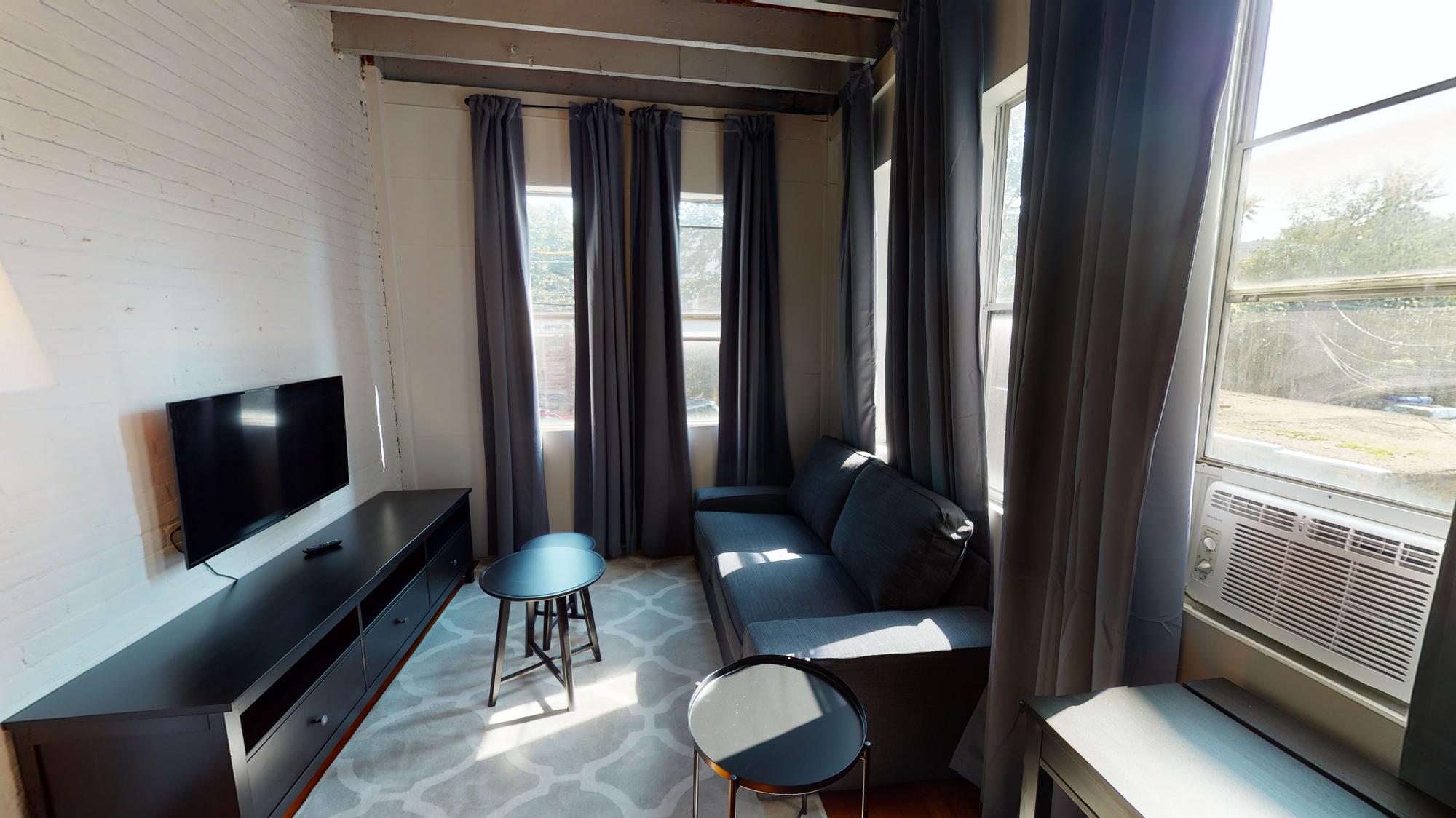 1905 Beacon St, Chestnut Hill