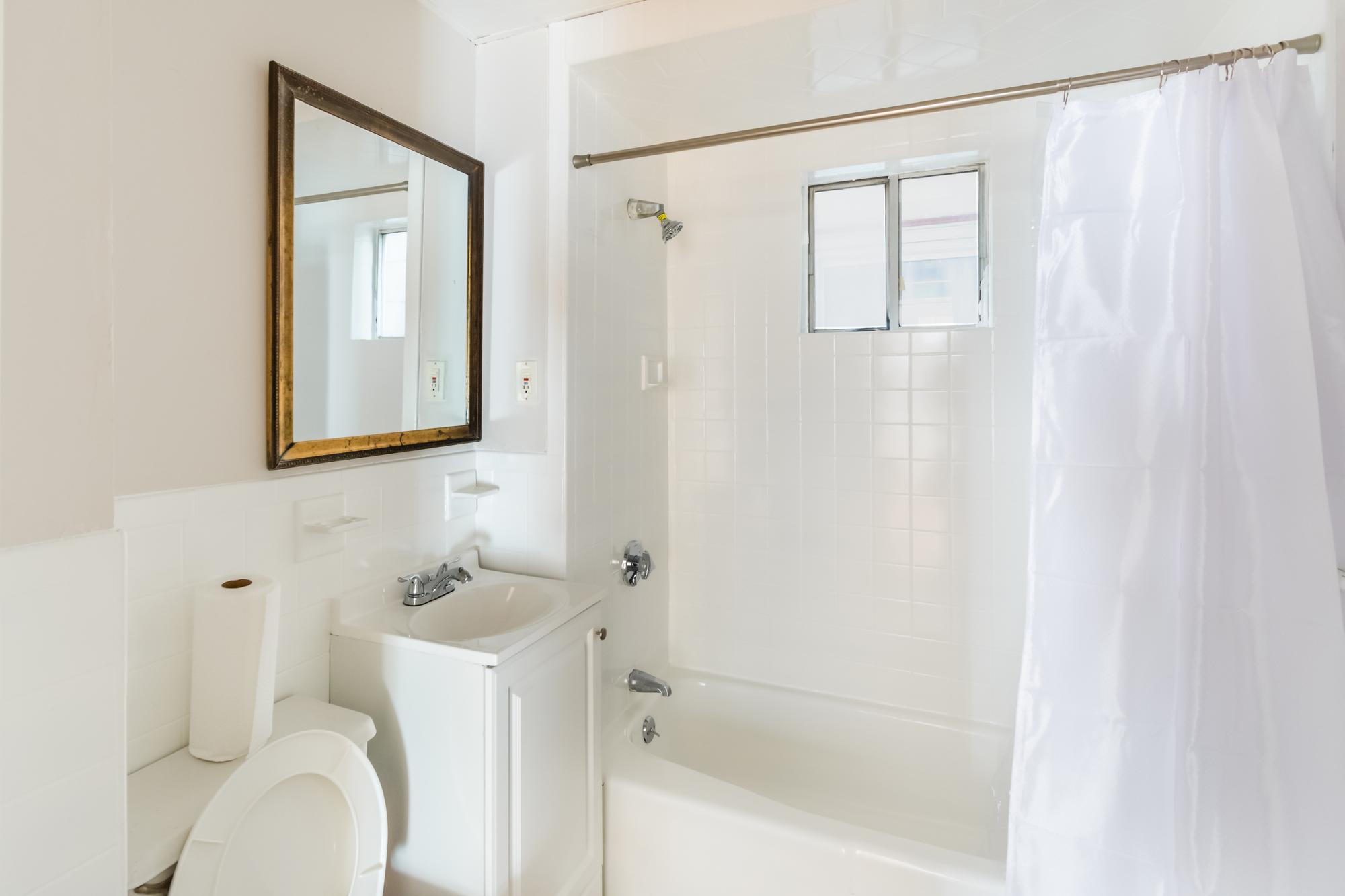 31 Falcon St, East Boston