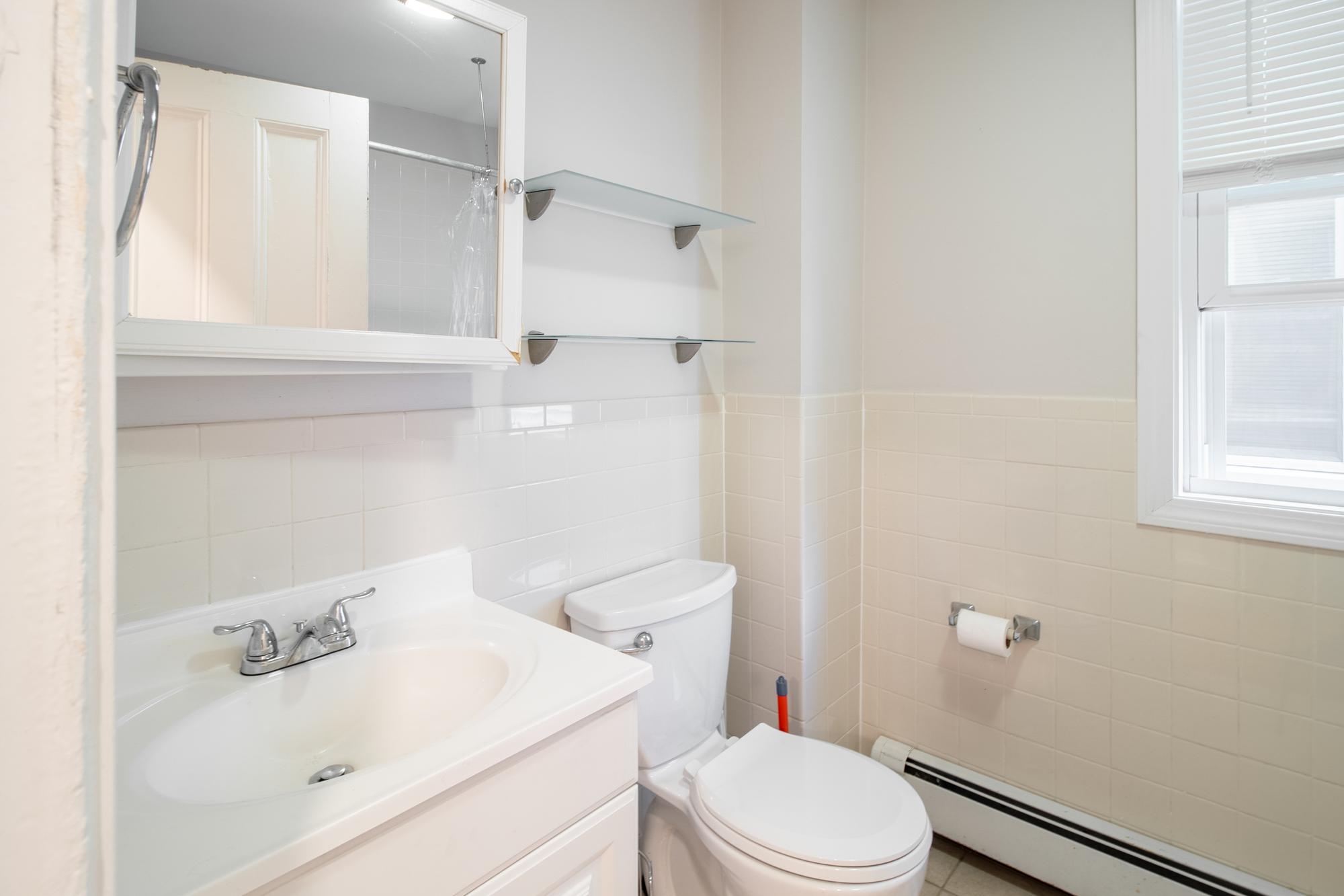 276 Cottage St, South Boston