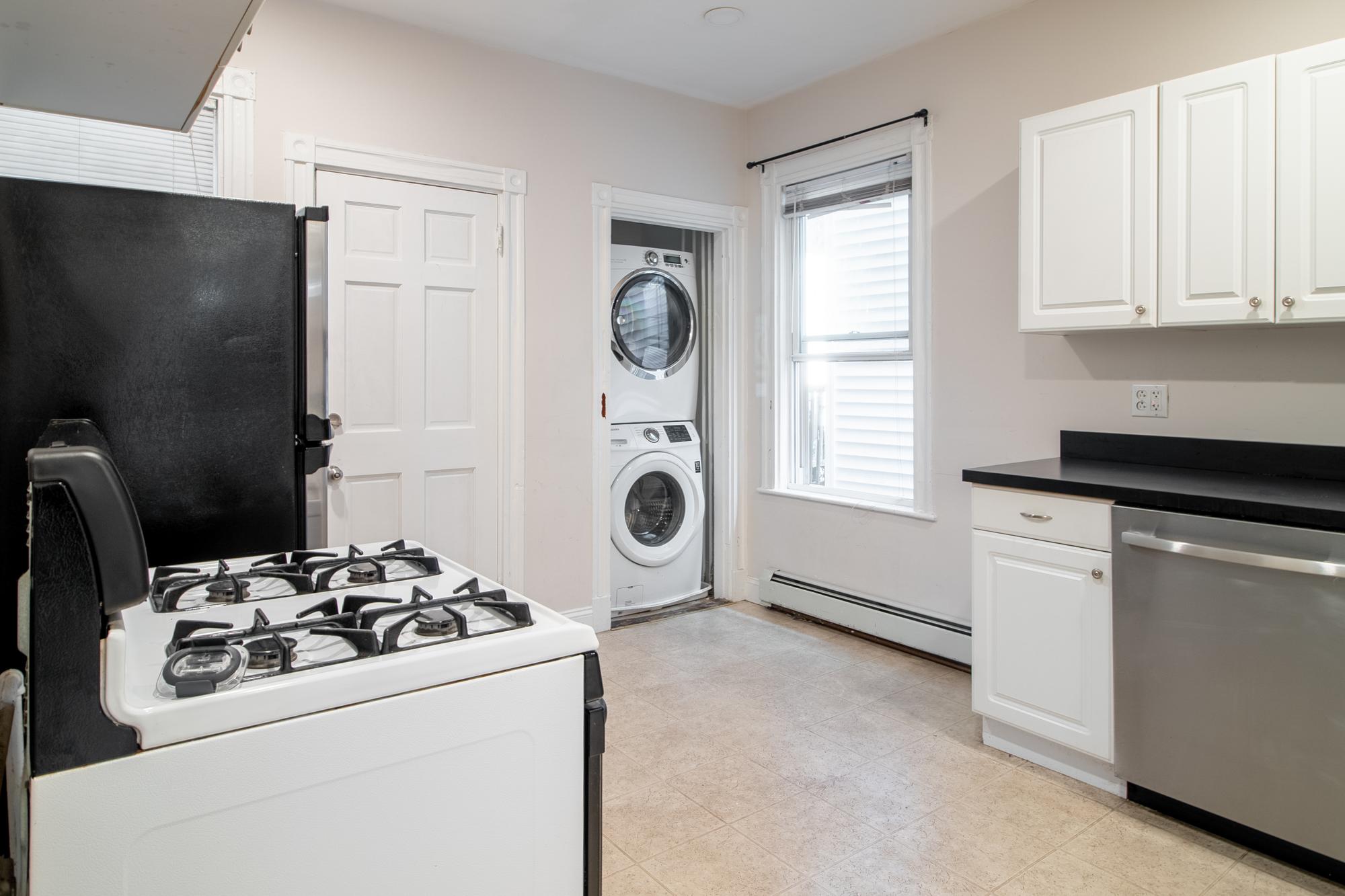 276 Cottage St, South Boston