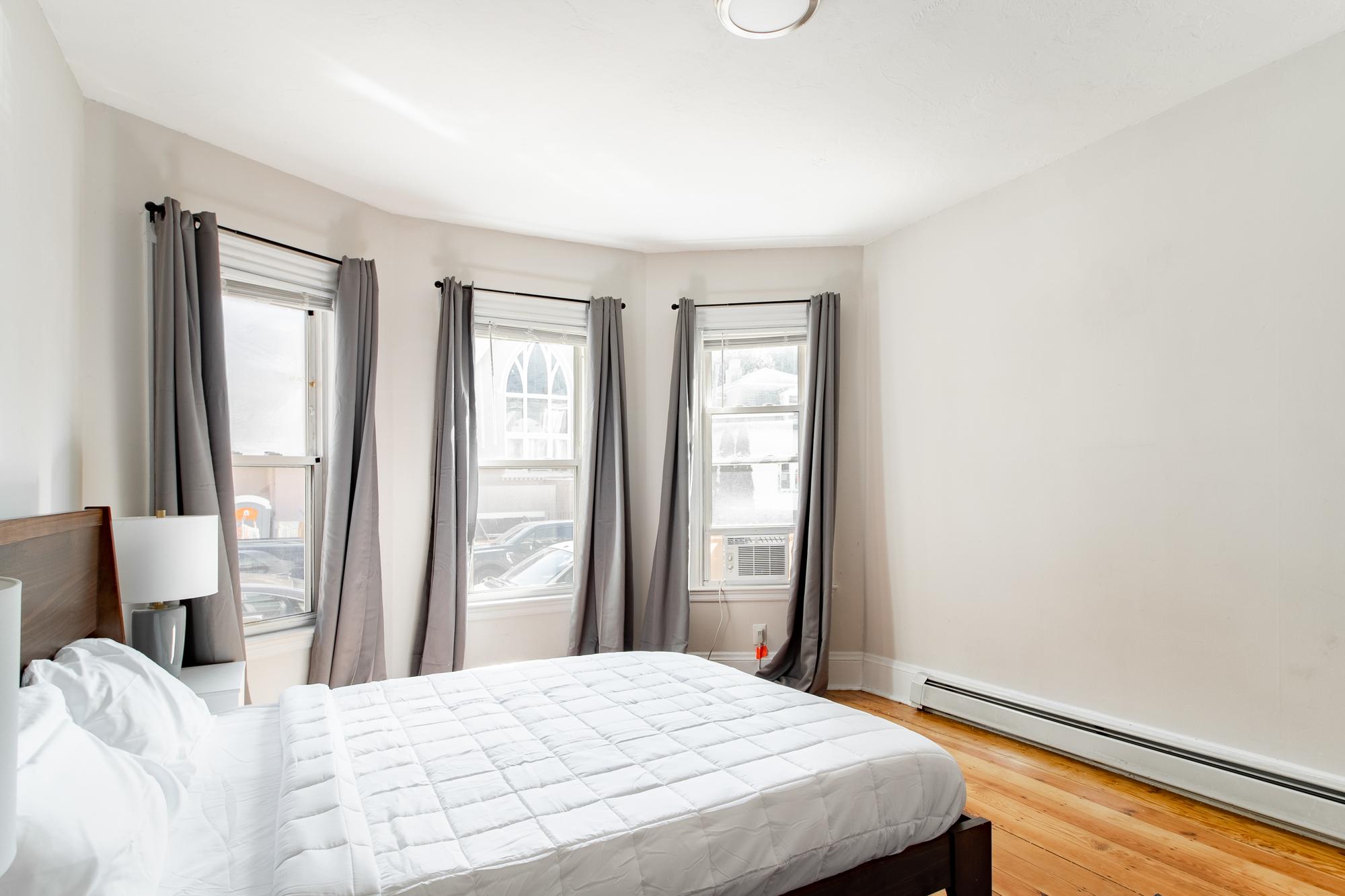 276 Cottage St, South Boston