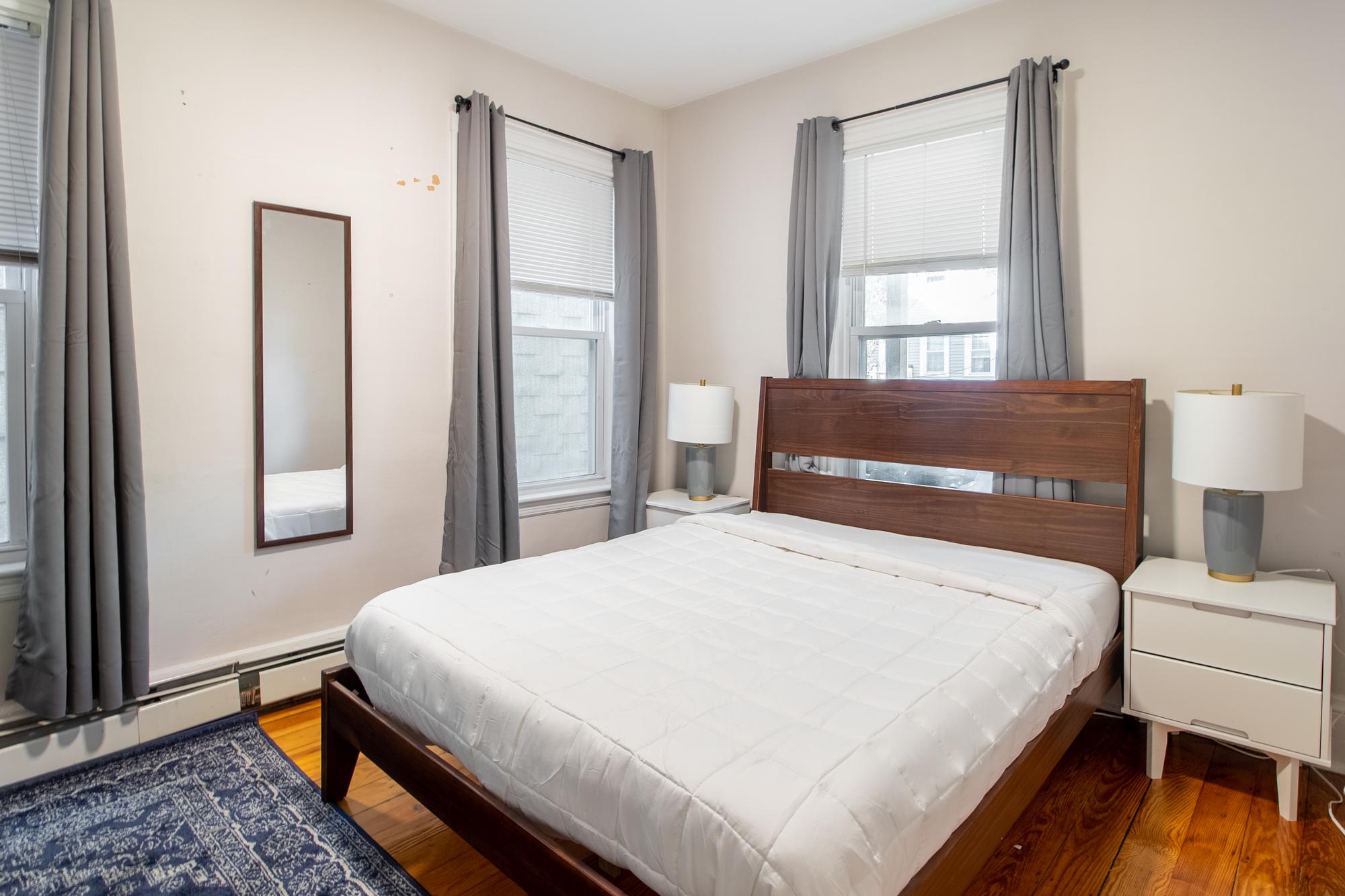 276 Cottage St, South Boston