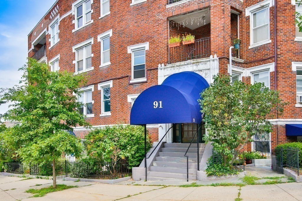 Photos of apartment on Bynner St.,Boston MA 02130