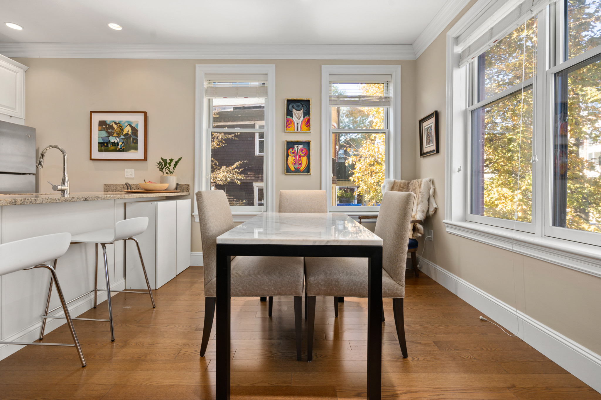 20 Englewood Ave, Brookline