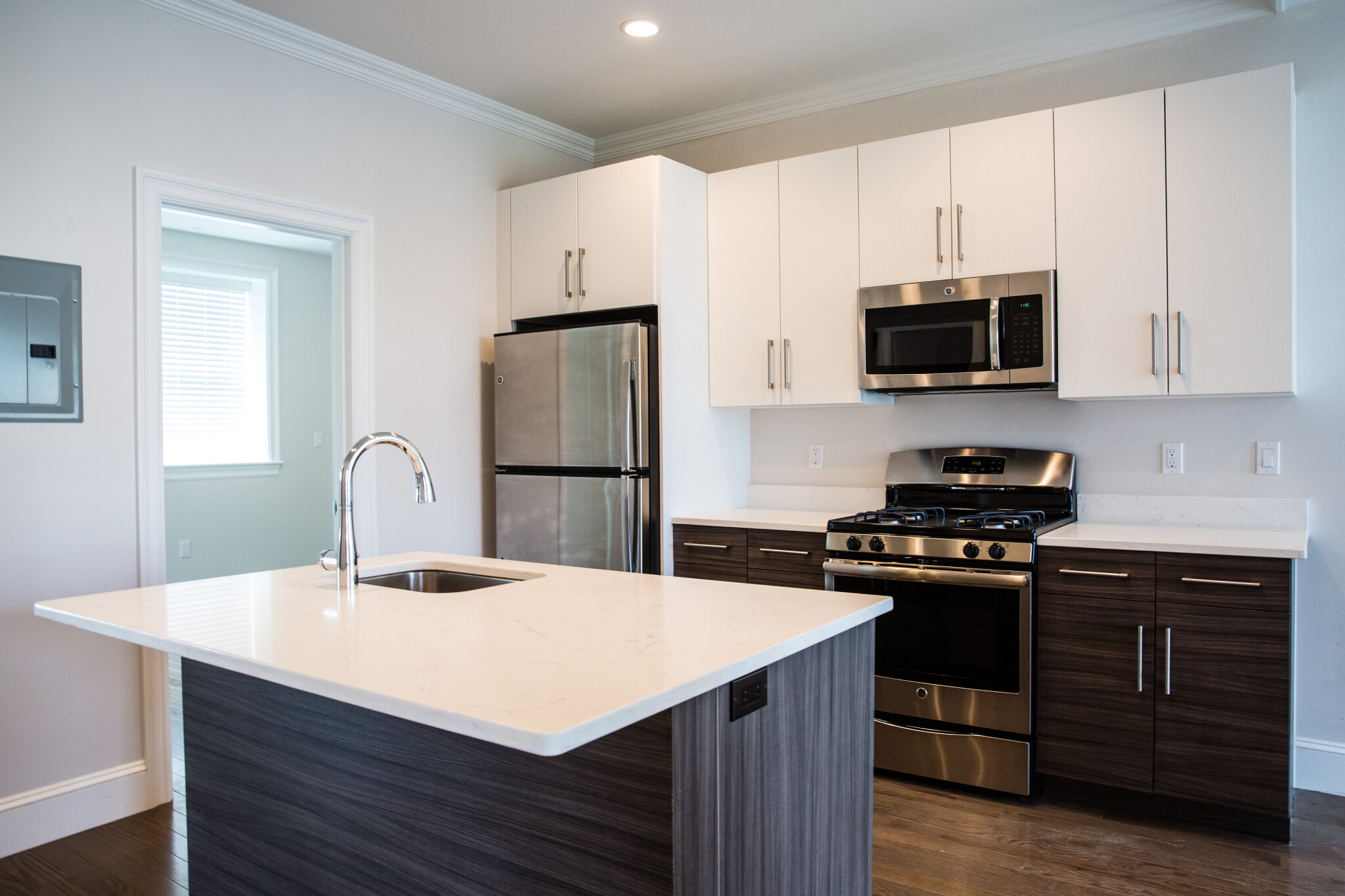 8 Harvard Ter, Allston