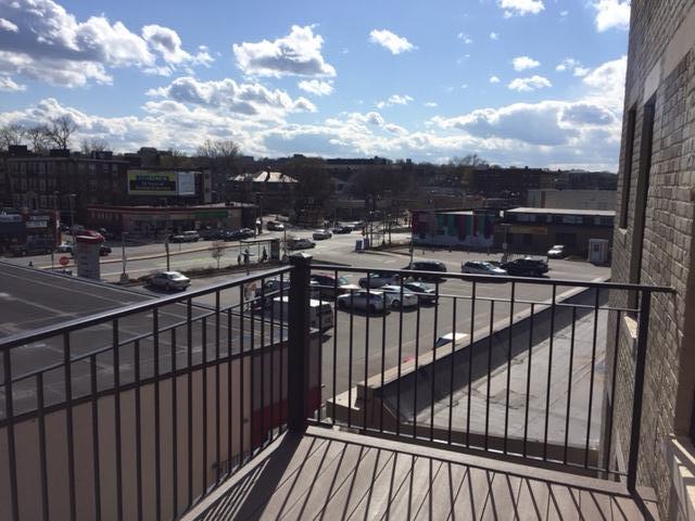 8 Harvard Ter, Allston