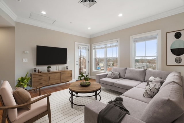 150 Chestnut Hill Ave, Brighton