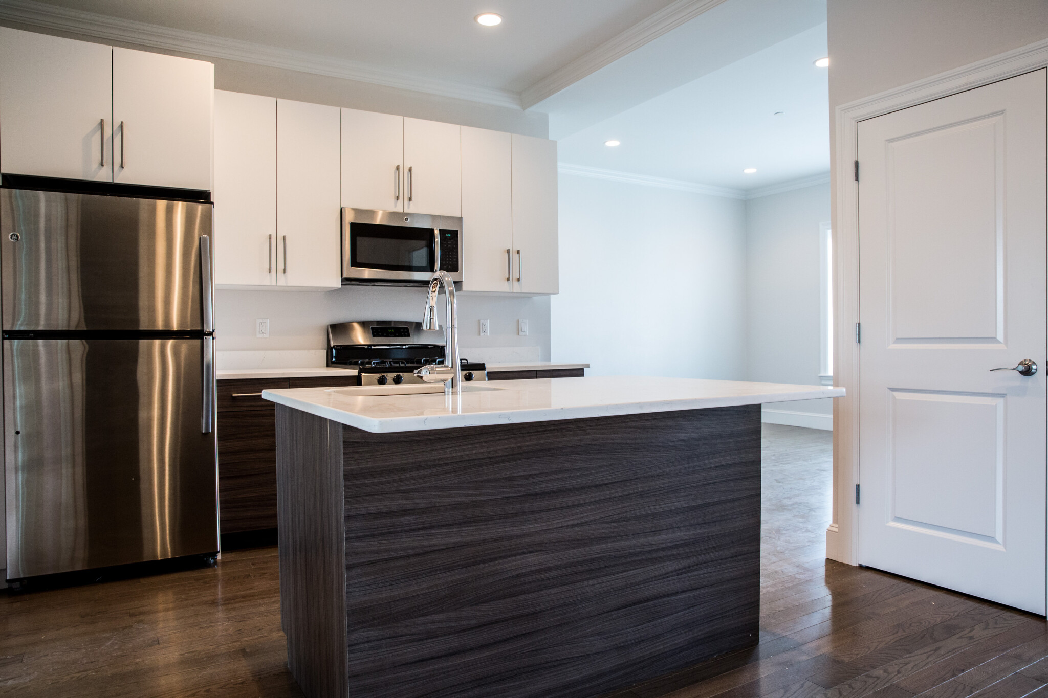 8 Harvard Ter, Allston