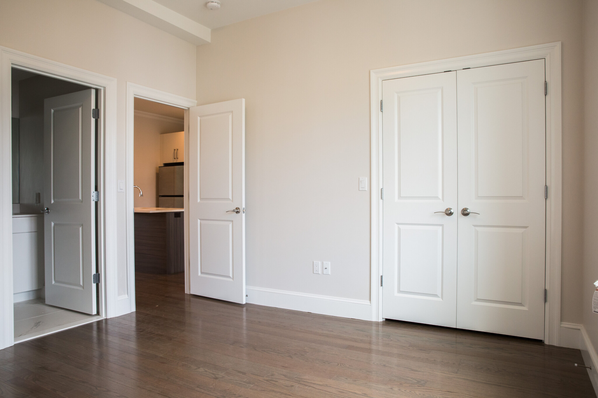 8 Harvard Ter, Allston