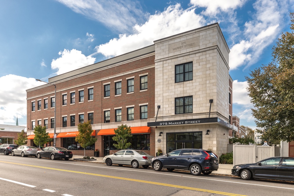 375 Market St, Oak Square