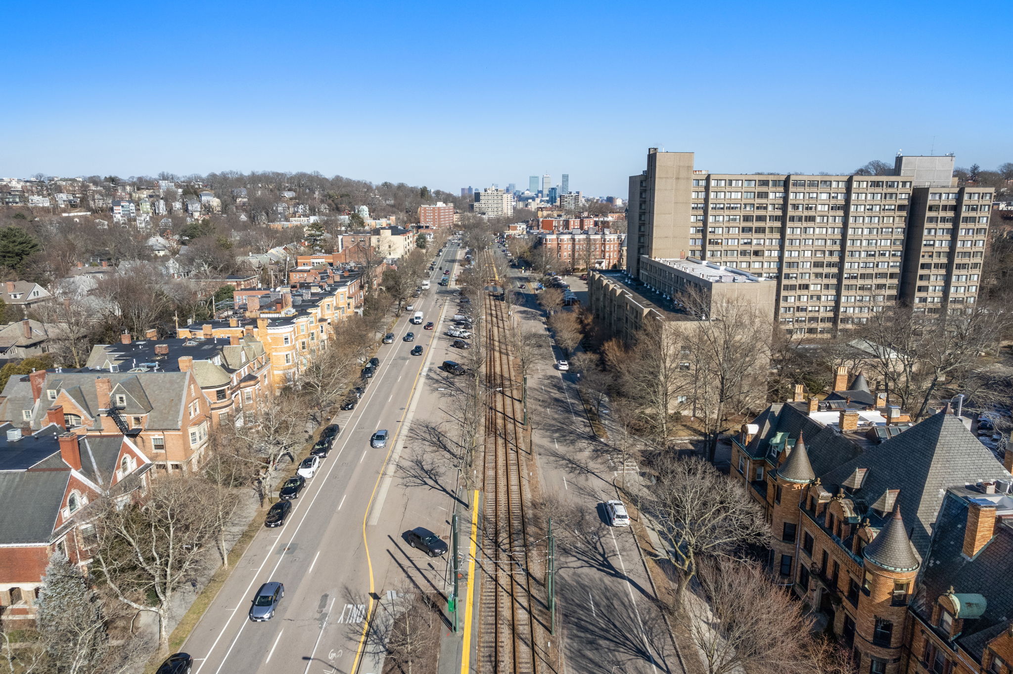 1762 Beacon St. — Beaconsfield