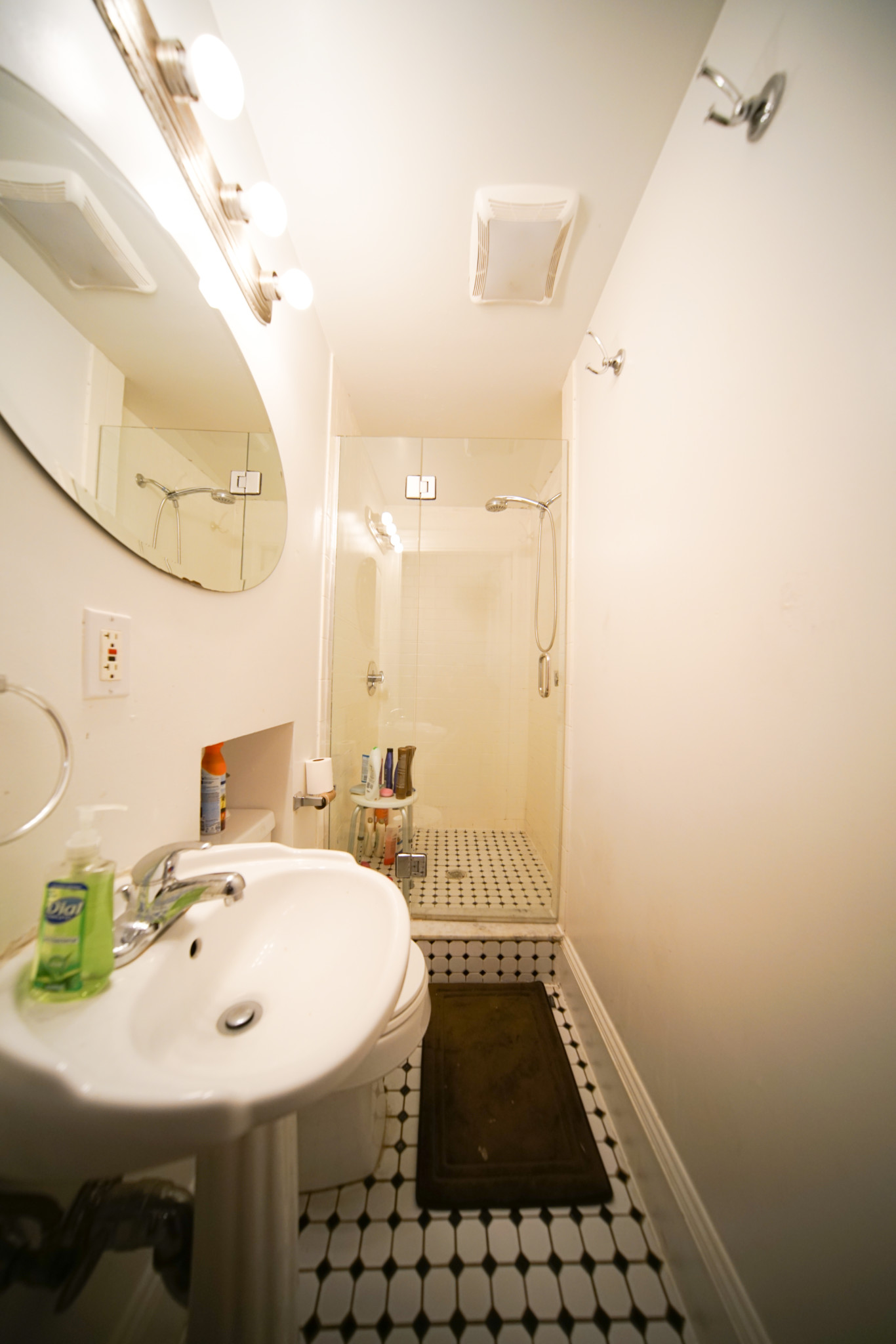 48 Ashford St. - 9,600USD / month