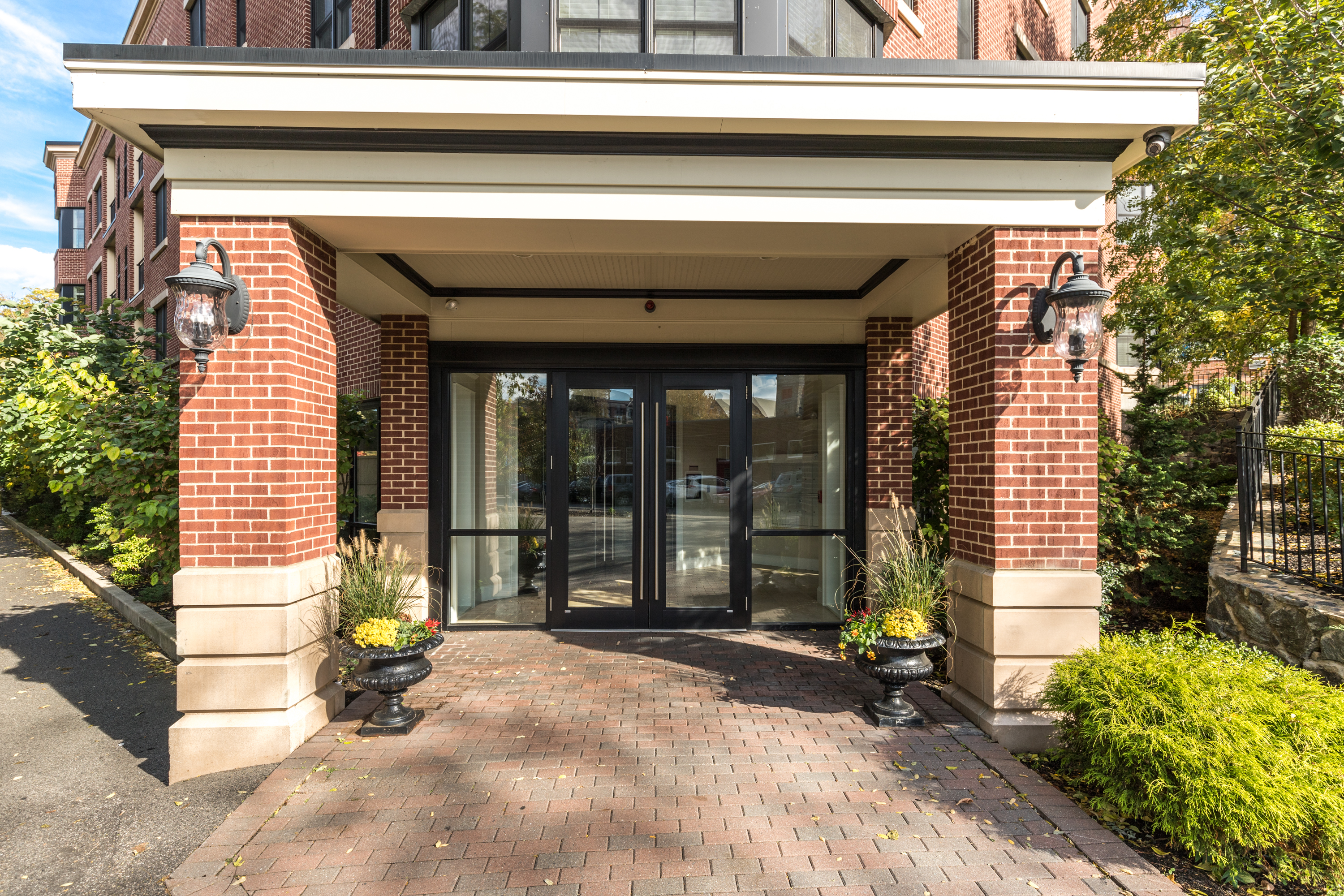 150 Chestnut Hill Ave. — Brighton