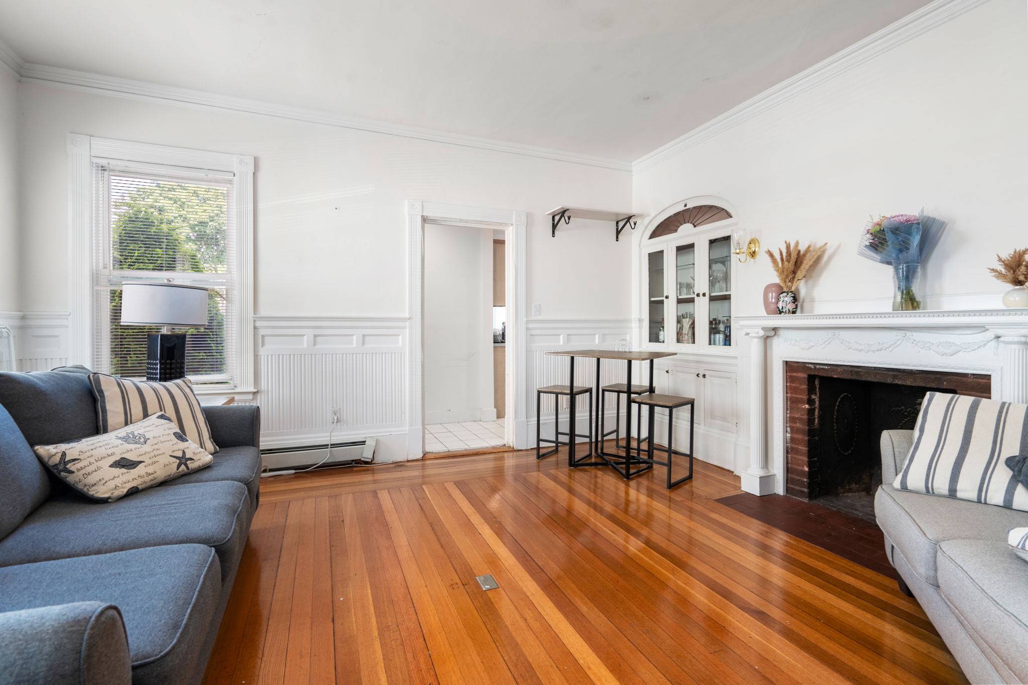 Photos of apartment on Cambridge St.,Boston MA 02135