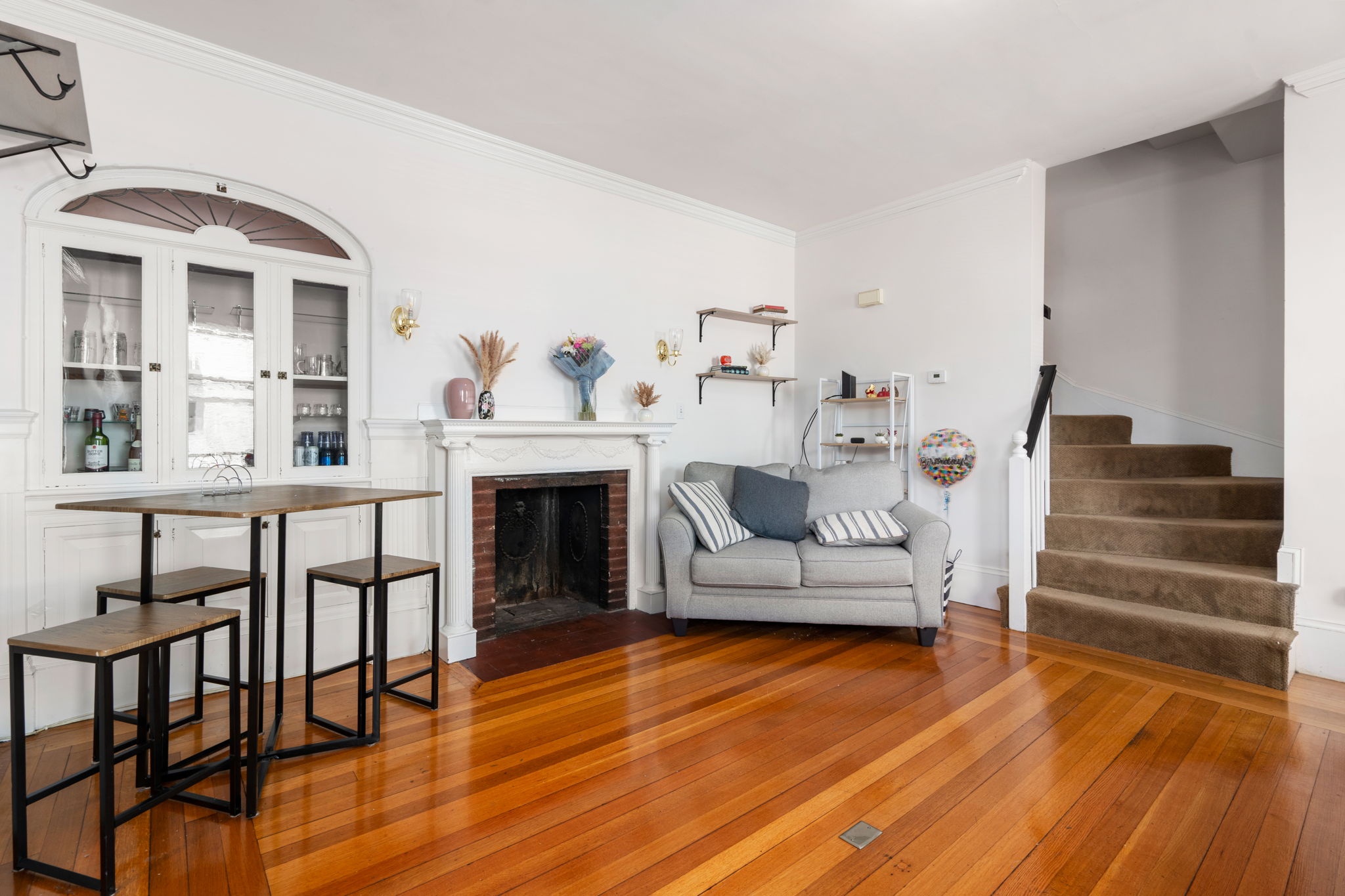 Photos of apartment on Cambridge St.,Boston MA 02135