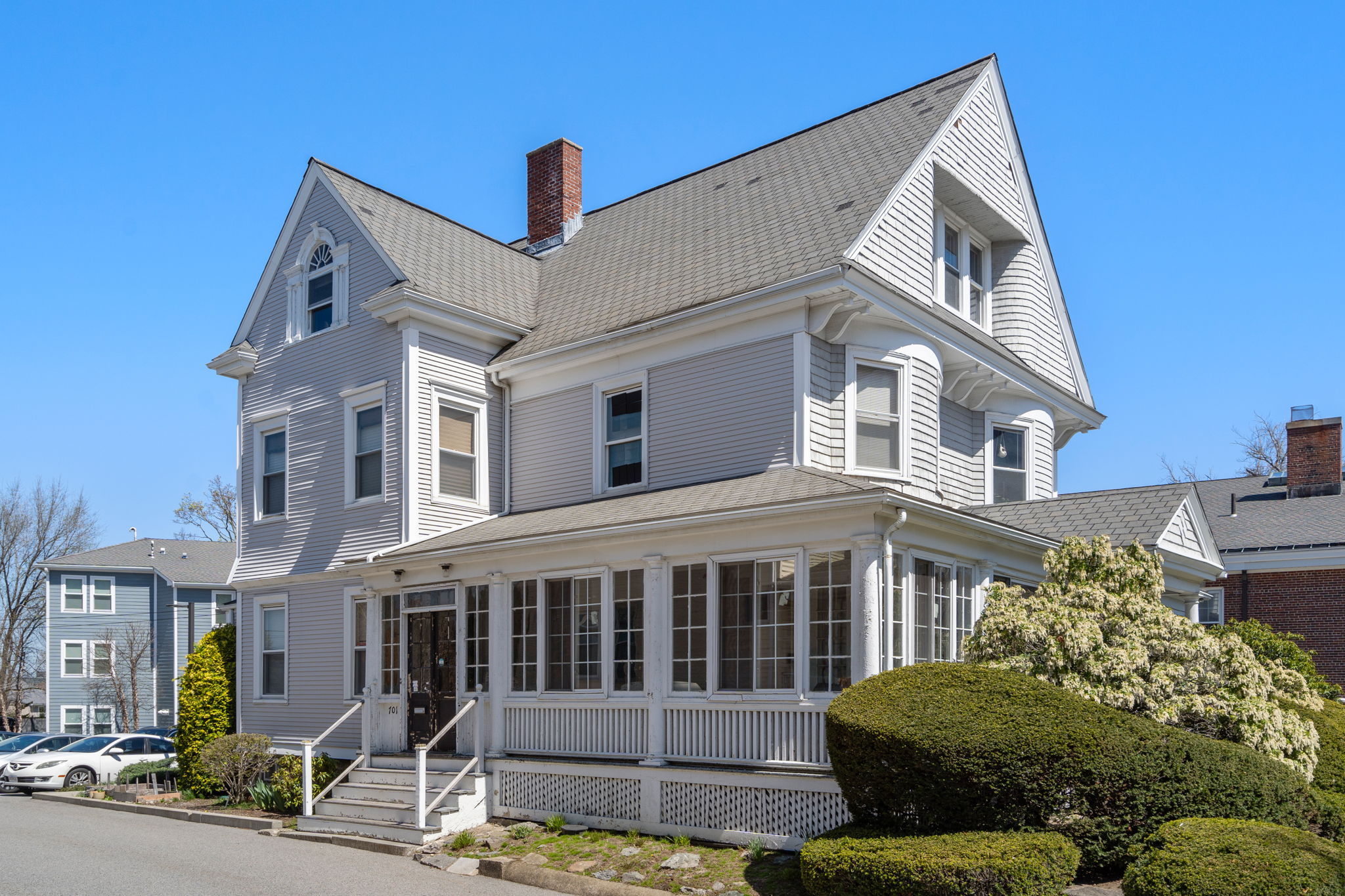 Photos of apartment on Cambridge St.,Boston MA 02135