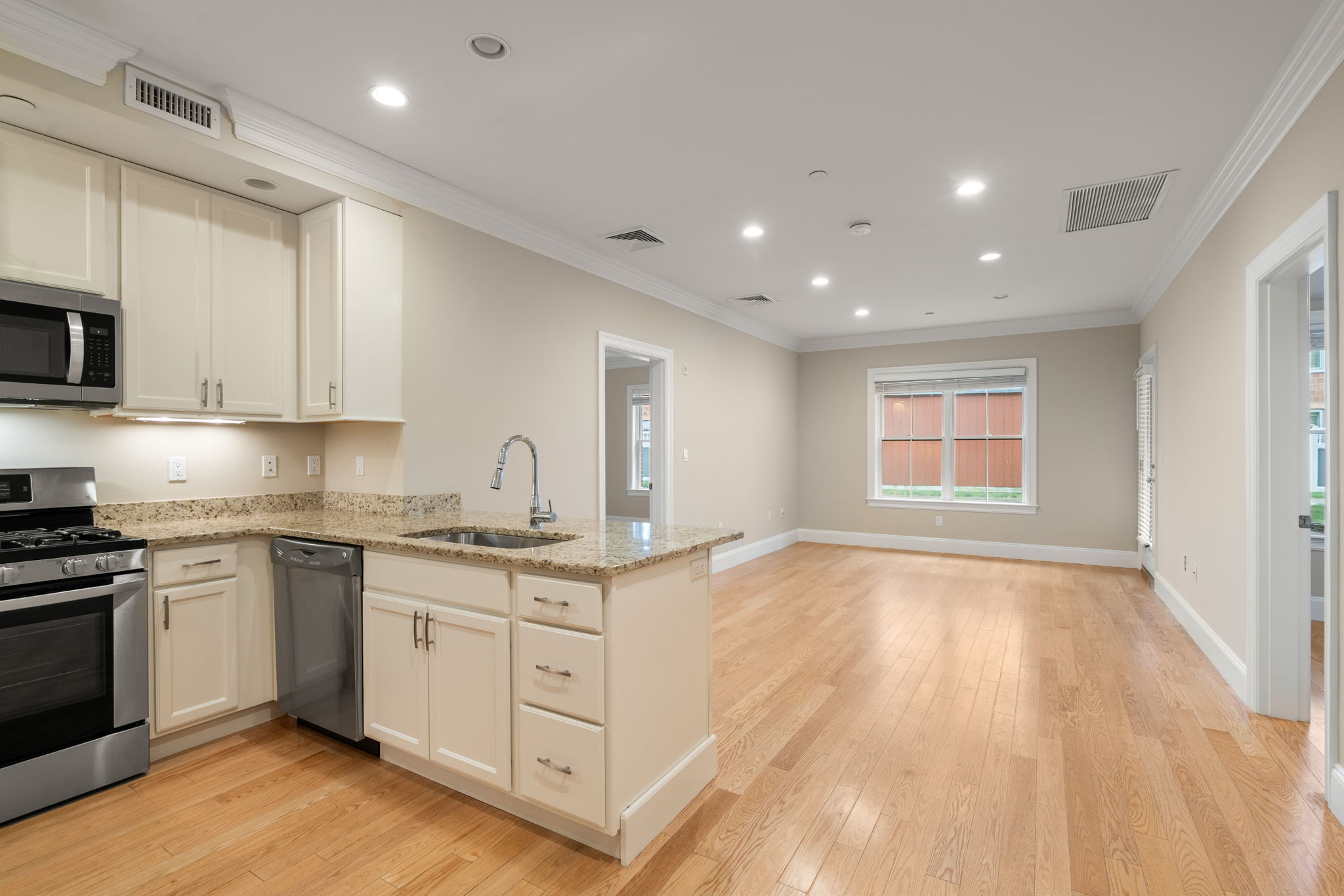 Pictures of  property for rent on Chestnut Hill Ave., Boston, MA 02135