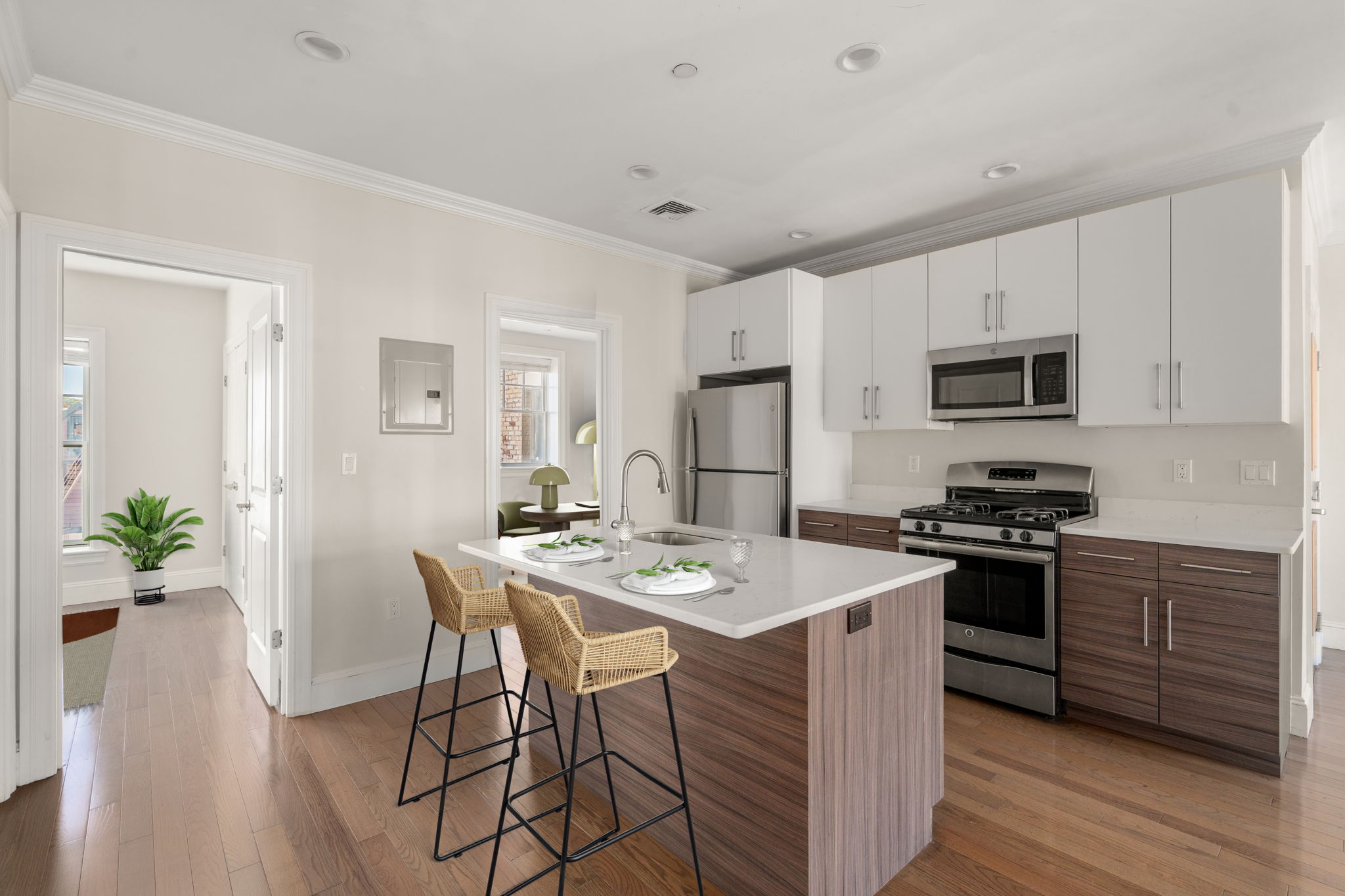 Photos of apartment on Harvard Ter.,Boston MA 02134