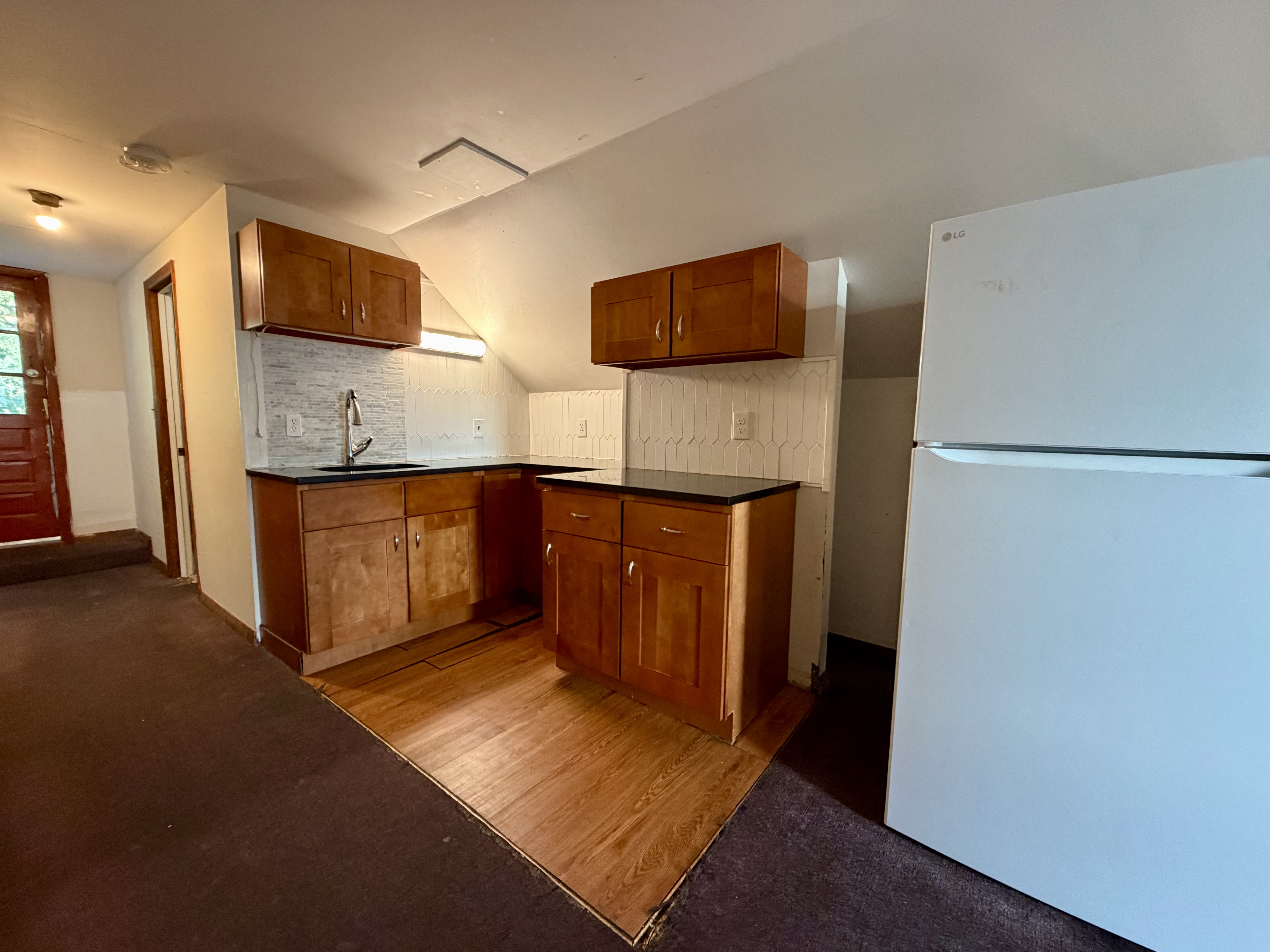 Pictures of  property for rent on Lowell St., Waltham, MA 02453