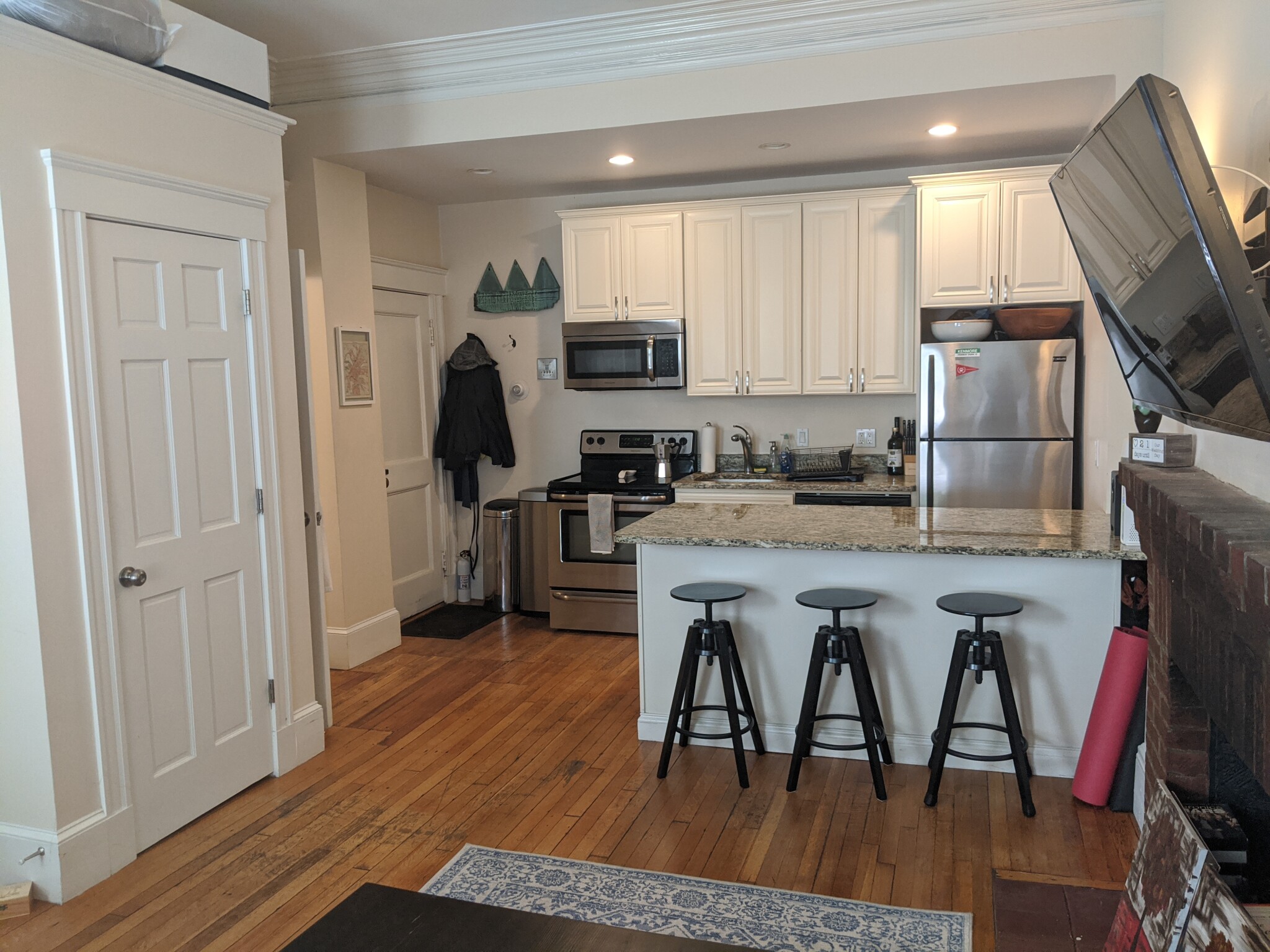 591 Beacon St, Fenway