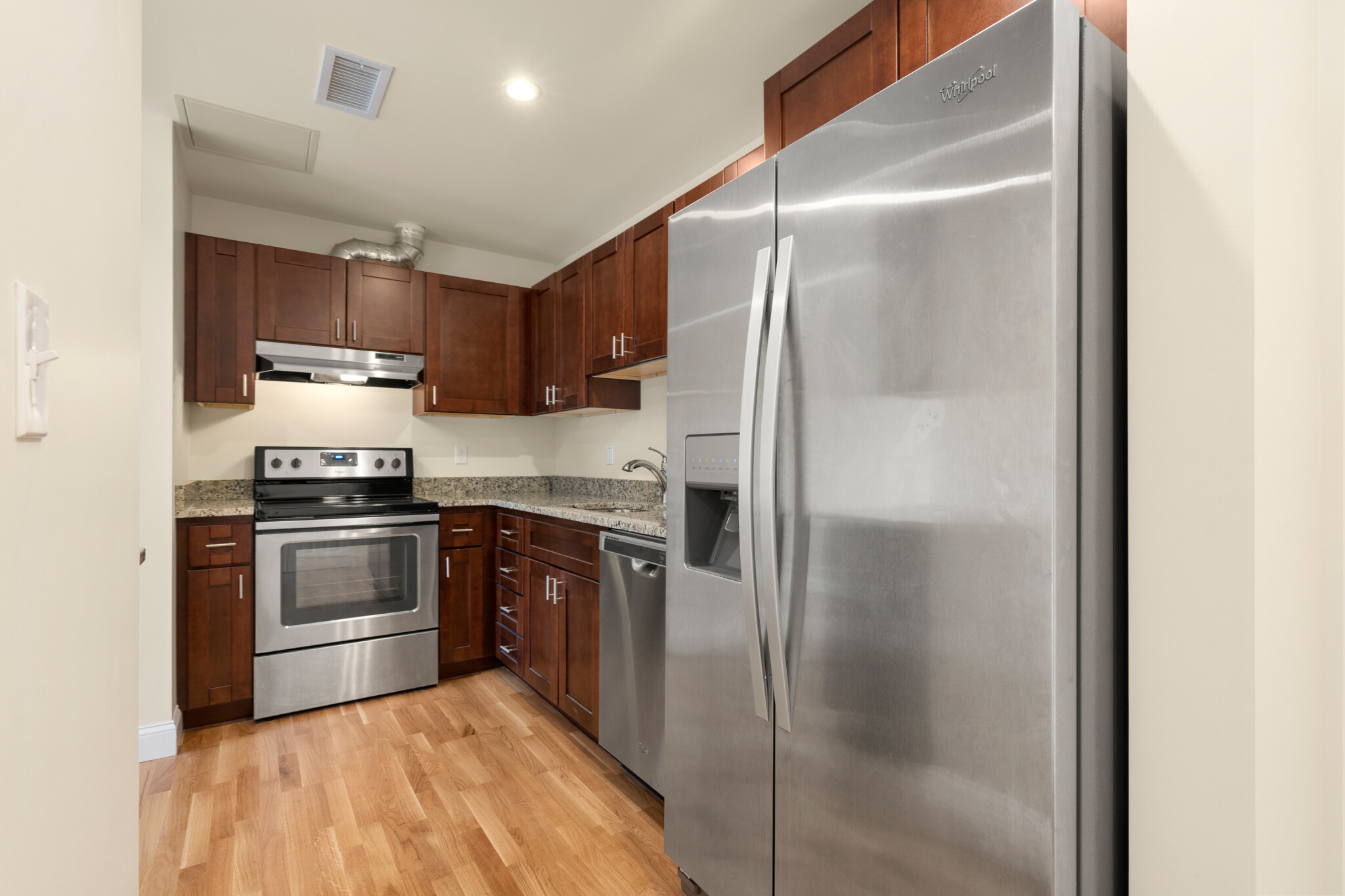 16 Peterborough St, Fenway