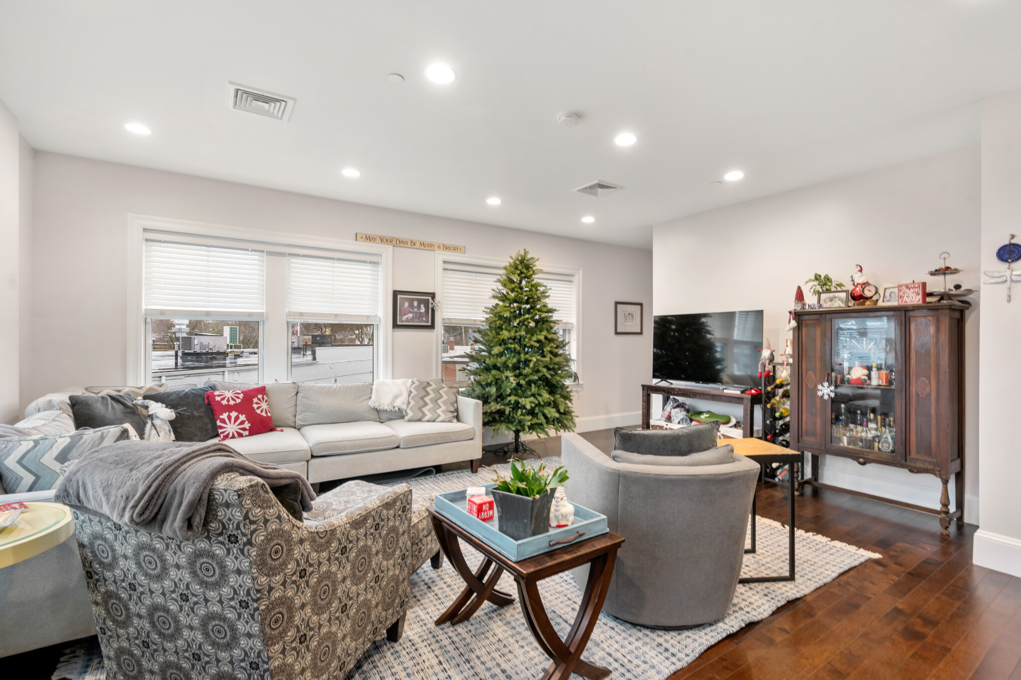 50 Dedham Ave, Needham