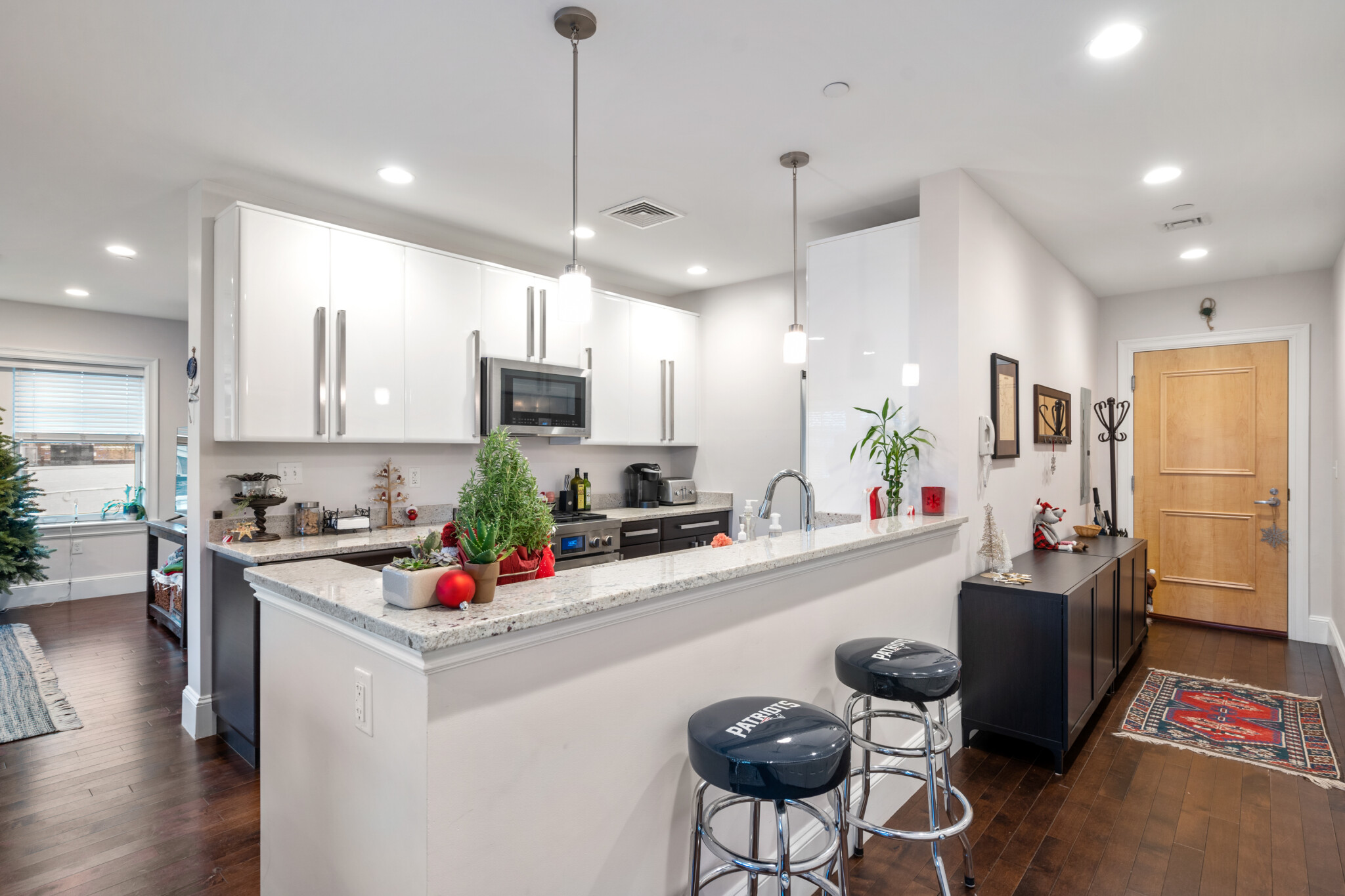 50 Dedham Ave, Needham