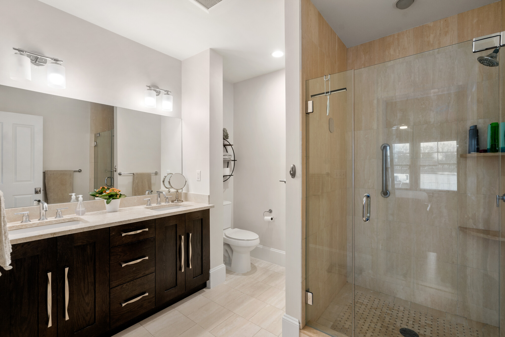 50 Dedham Ave, Needham