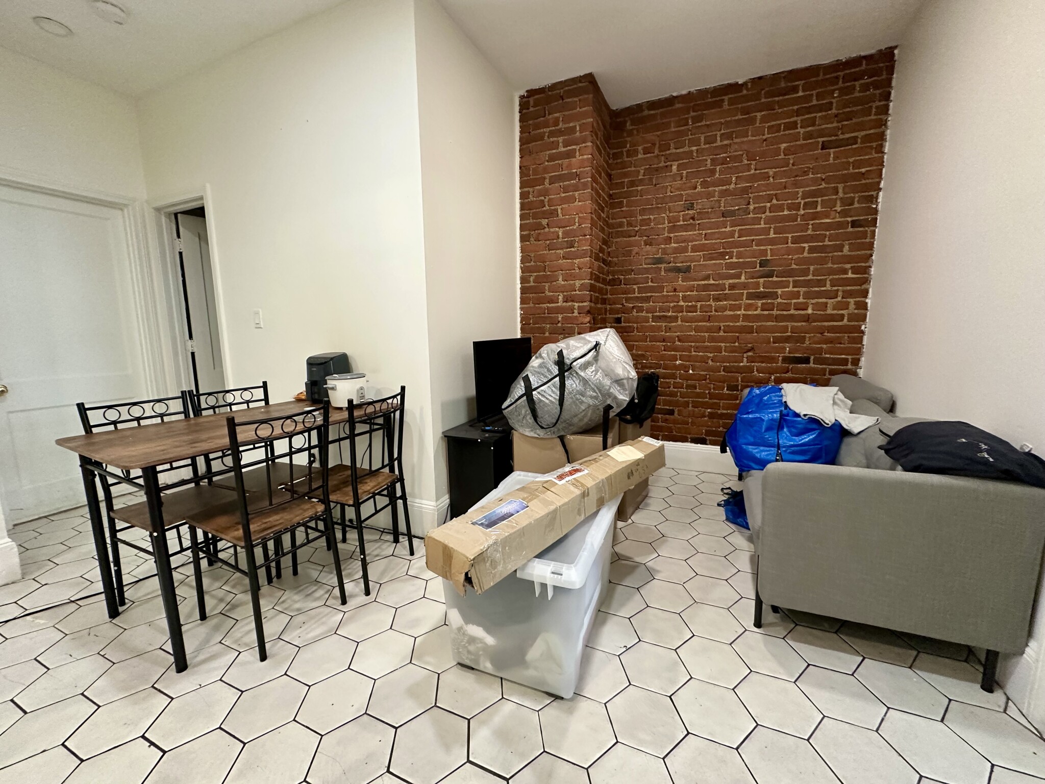 Photos of apartment on Park Vale,Boston MA 02134