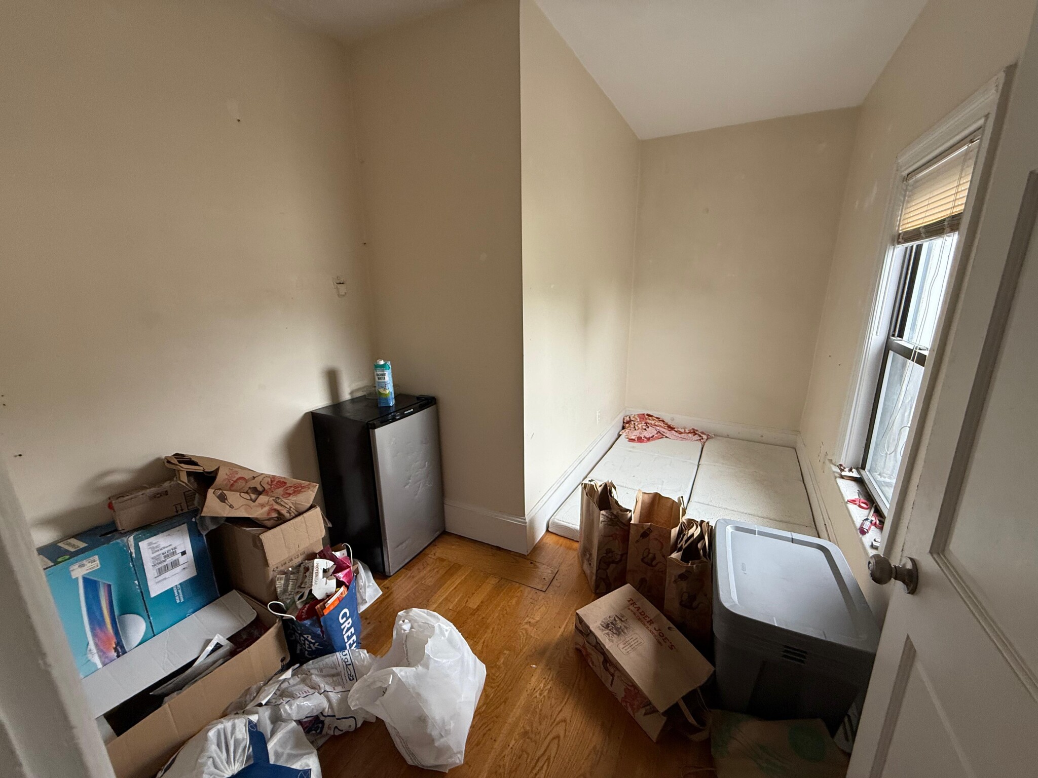 Photos of apartment on Allston St.,Boston MA 02134