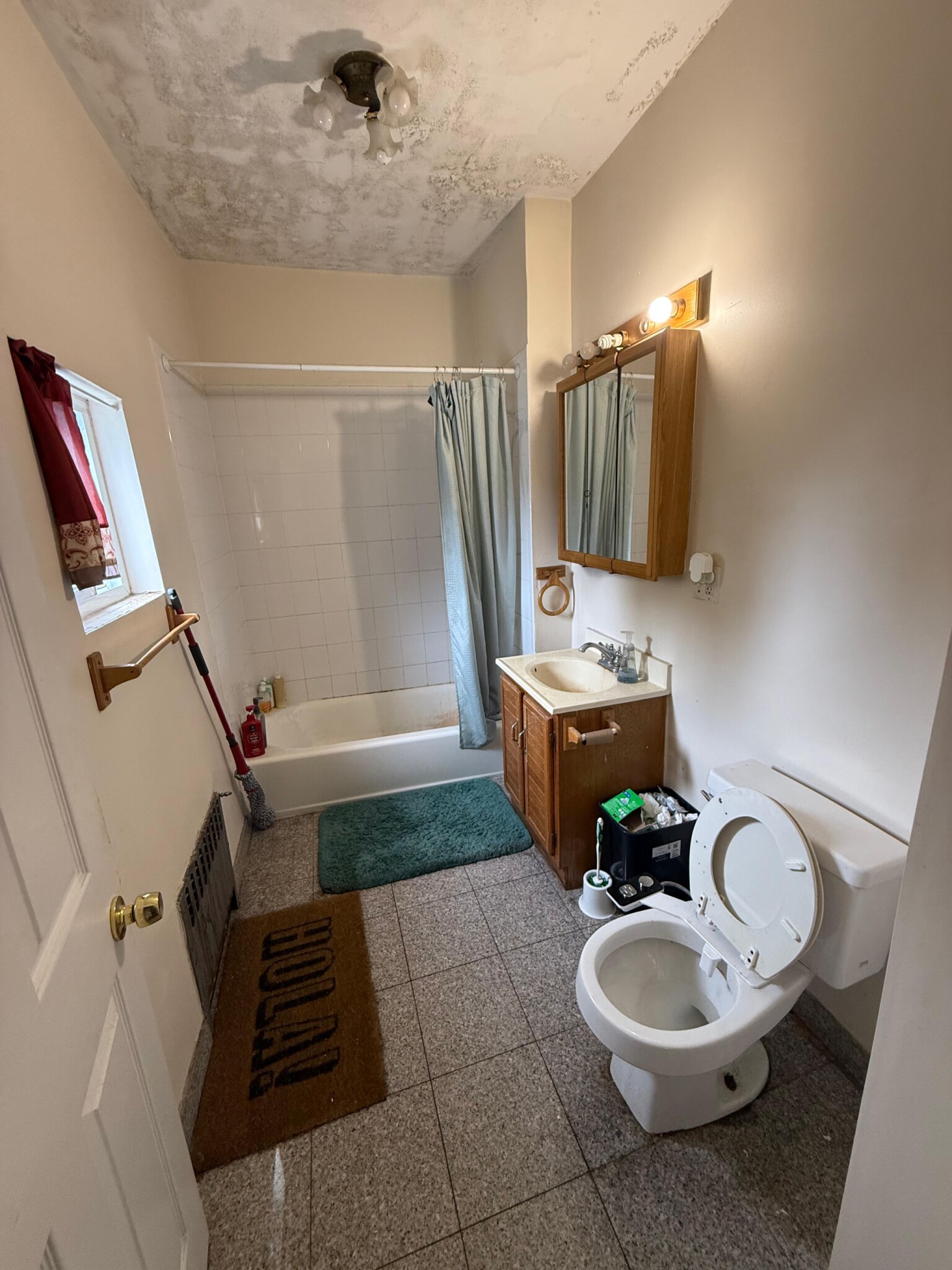 Photos of apartment on Allston St.,Boston MA 02134