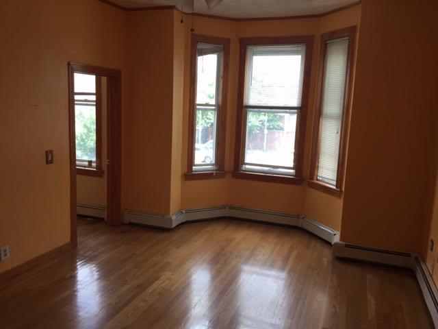 3 bed, 1 bath apartment for rent at 37 Bennington Unit 2, East Boston