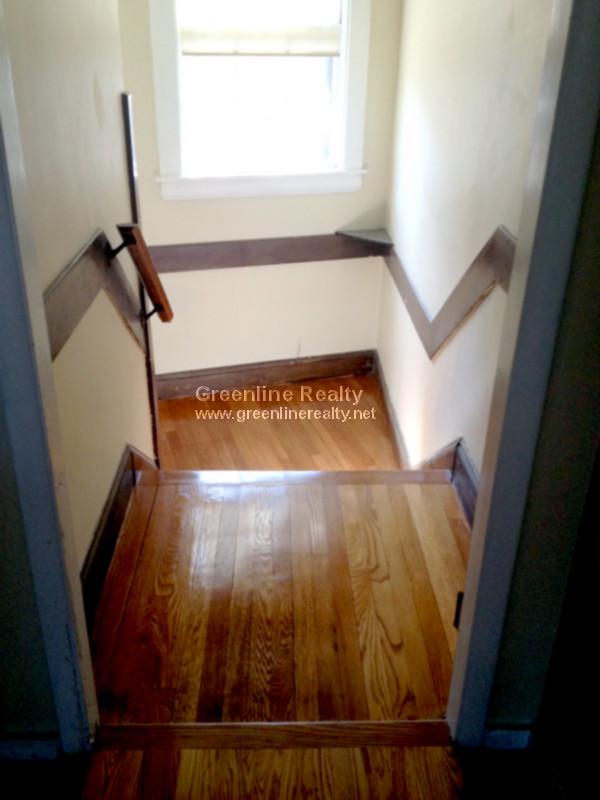 3 bed, 1.5 bath apartment for rent at 18 Warren Terr, Newton — photo 10 of 13