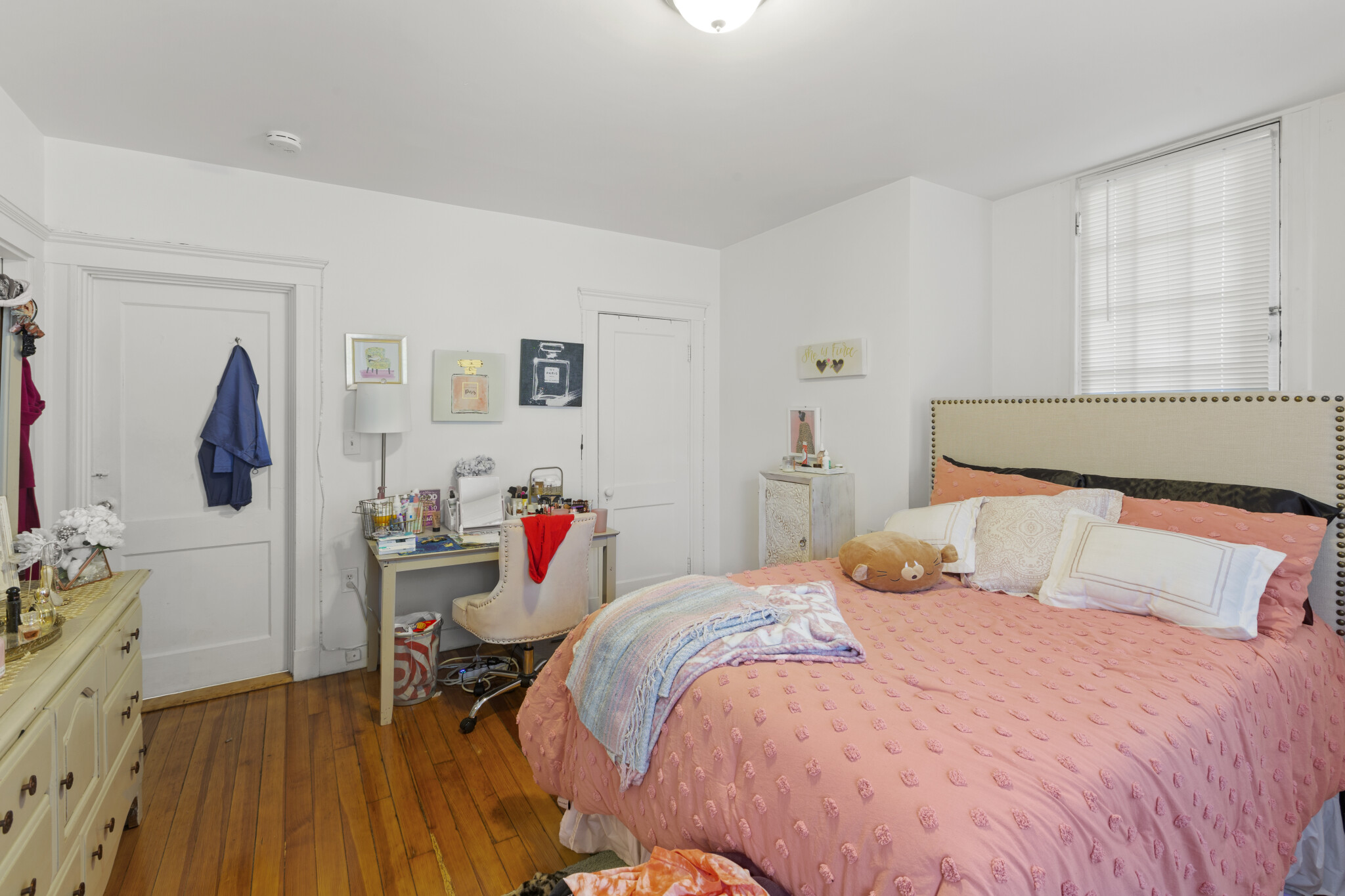 Photos of apartment on Commonwealth,Boston MA 02135