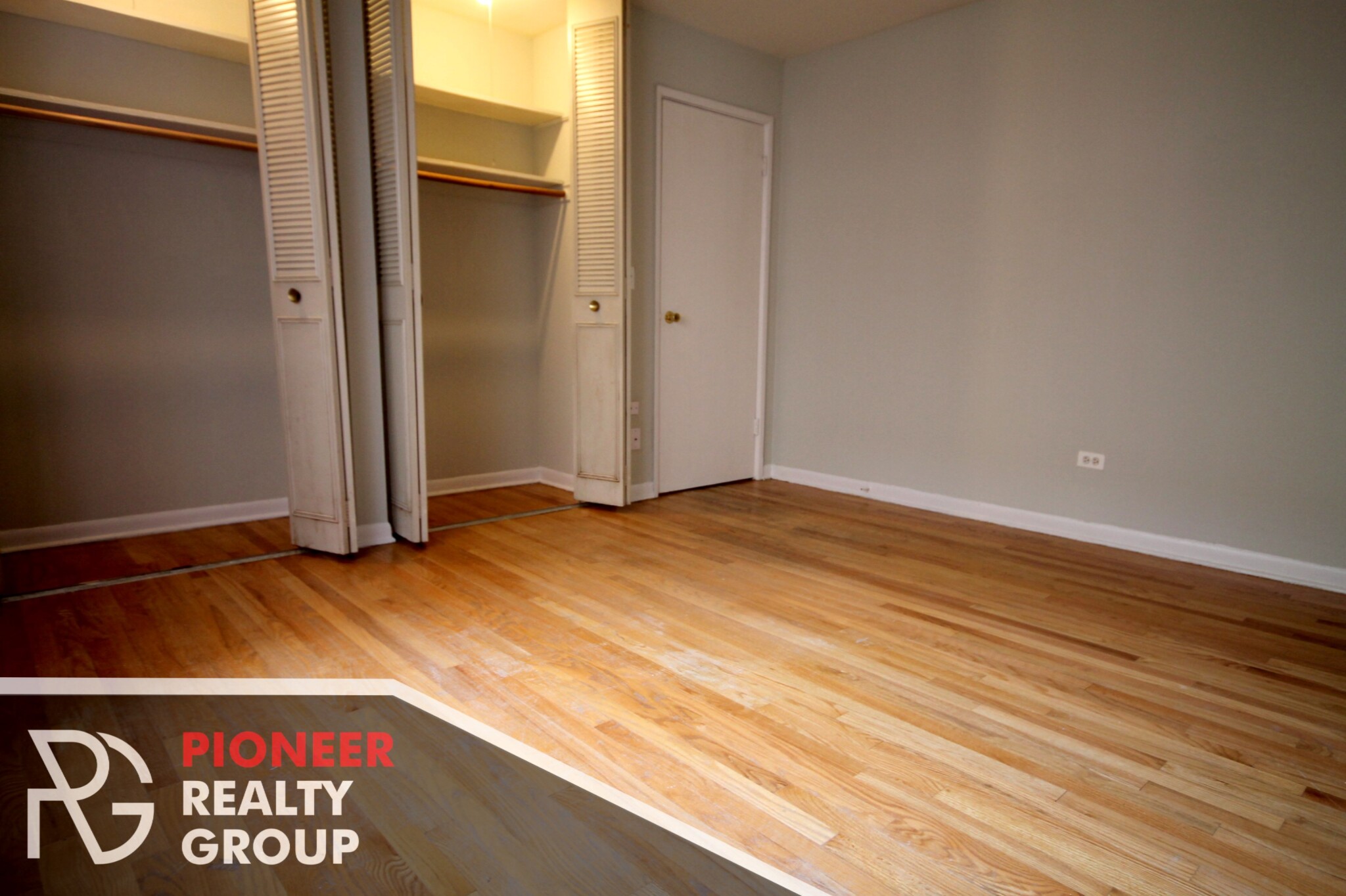 510 West BRIAR, Chicago, IL - 1,875 USD/ month
