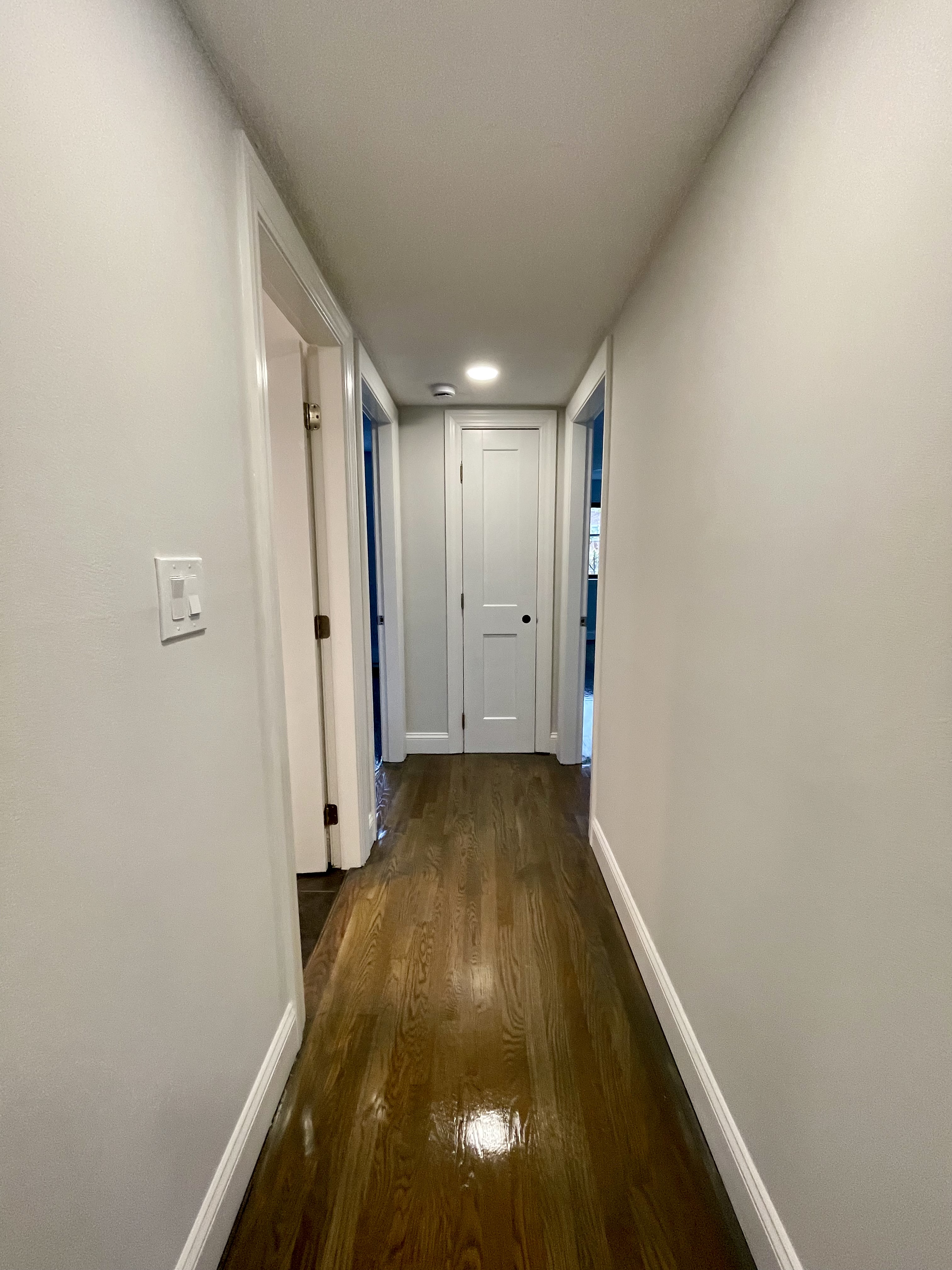 320 Hammond Pond Pkwa, Chestnut Hill